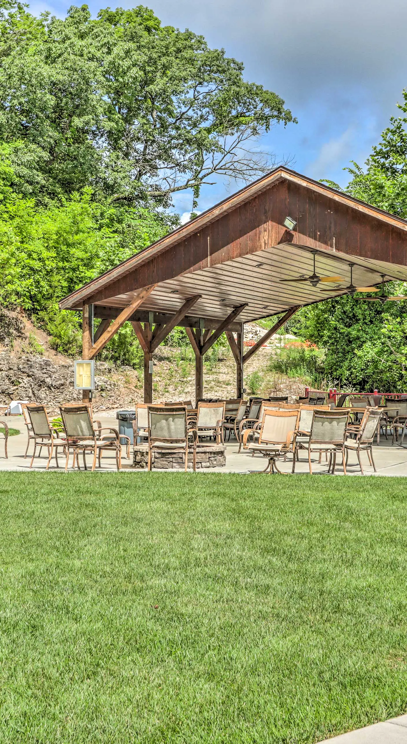 Boat, Fish & Swim On-Site: Lake of The Ozarks Unit