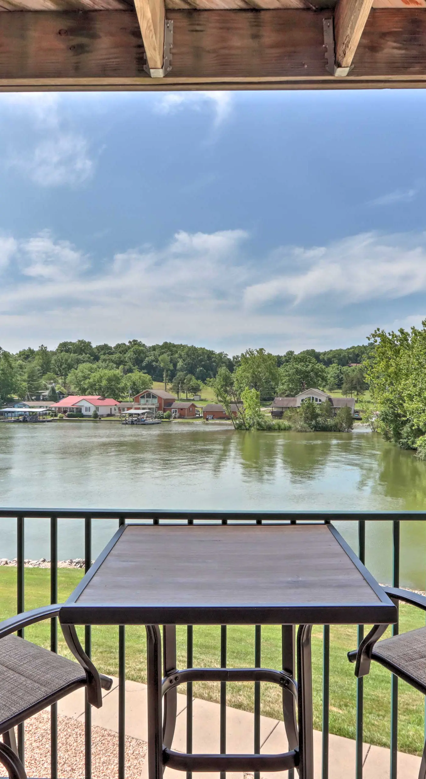 Boat Ramp, Dock & Slip: Step-Free Camdenton Condo!