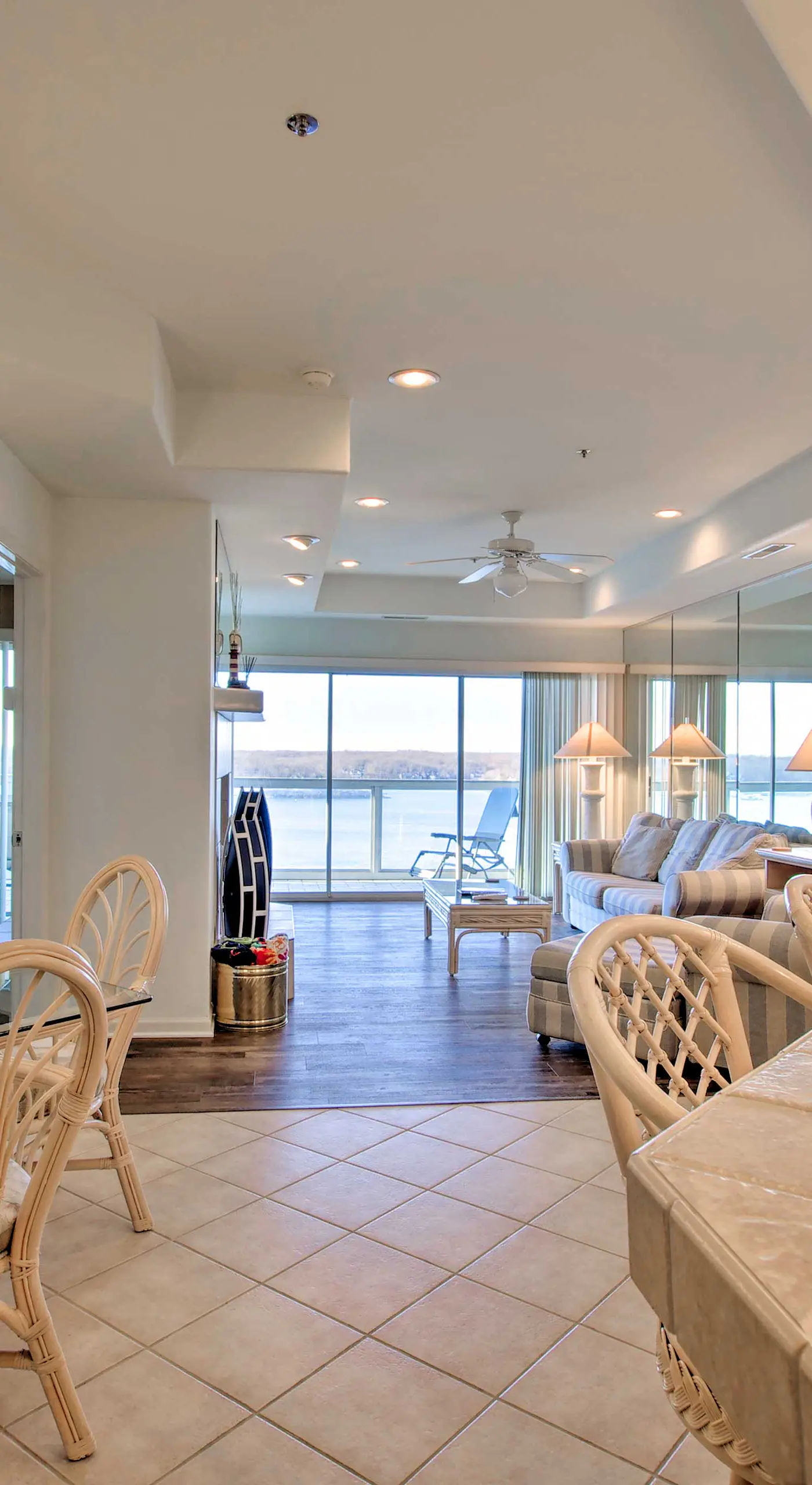 Channel-View Lake Ozark Condo for Shootout Weekend