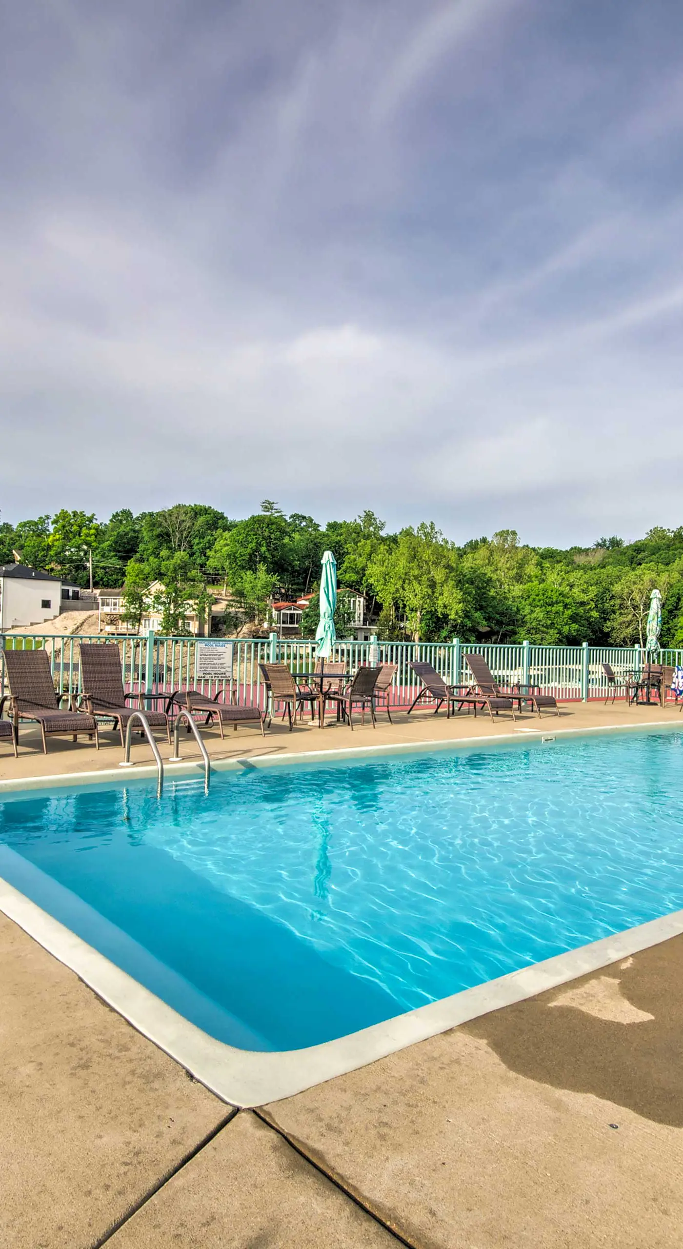 Furnished Balcony, Pool! Waterfront Lake Ozark Gem