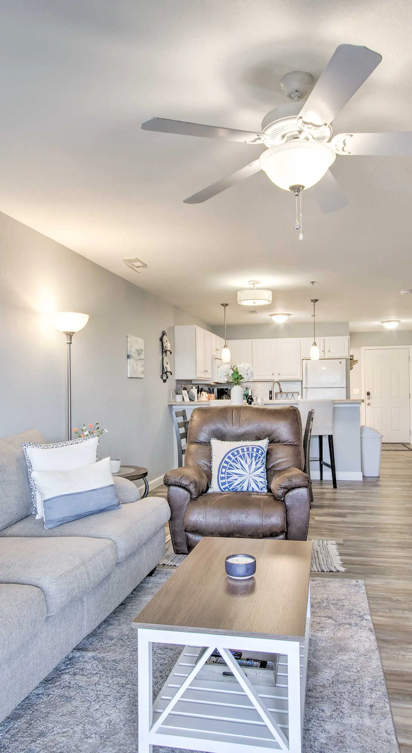 Furnished Balcony, Pool! Waterfront Lake Ozark Gem