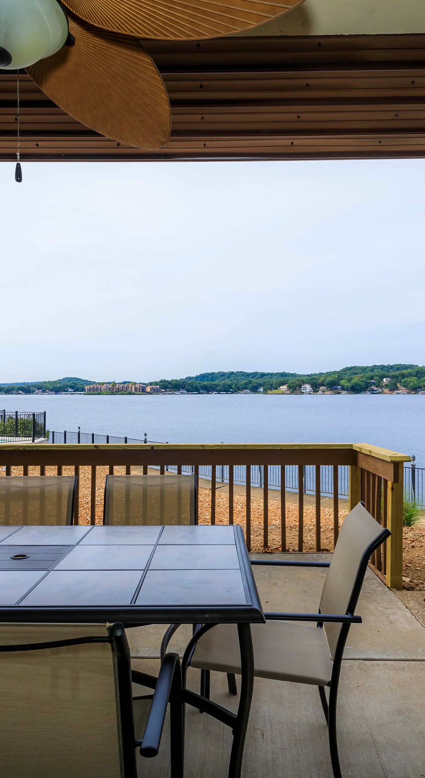 Pool Days & Water Fun Await: Lake Ozark Escape!