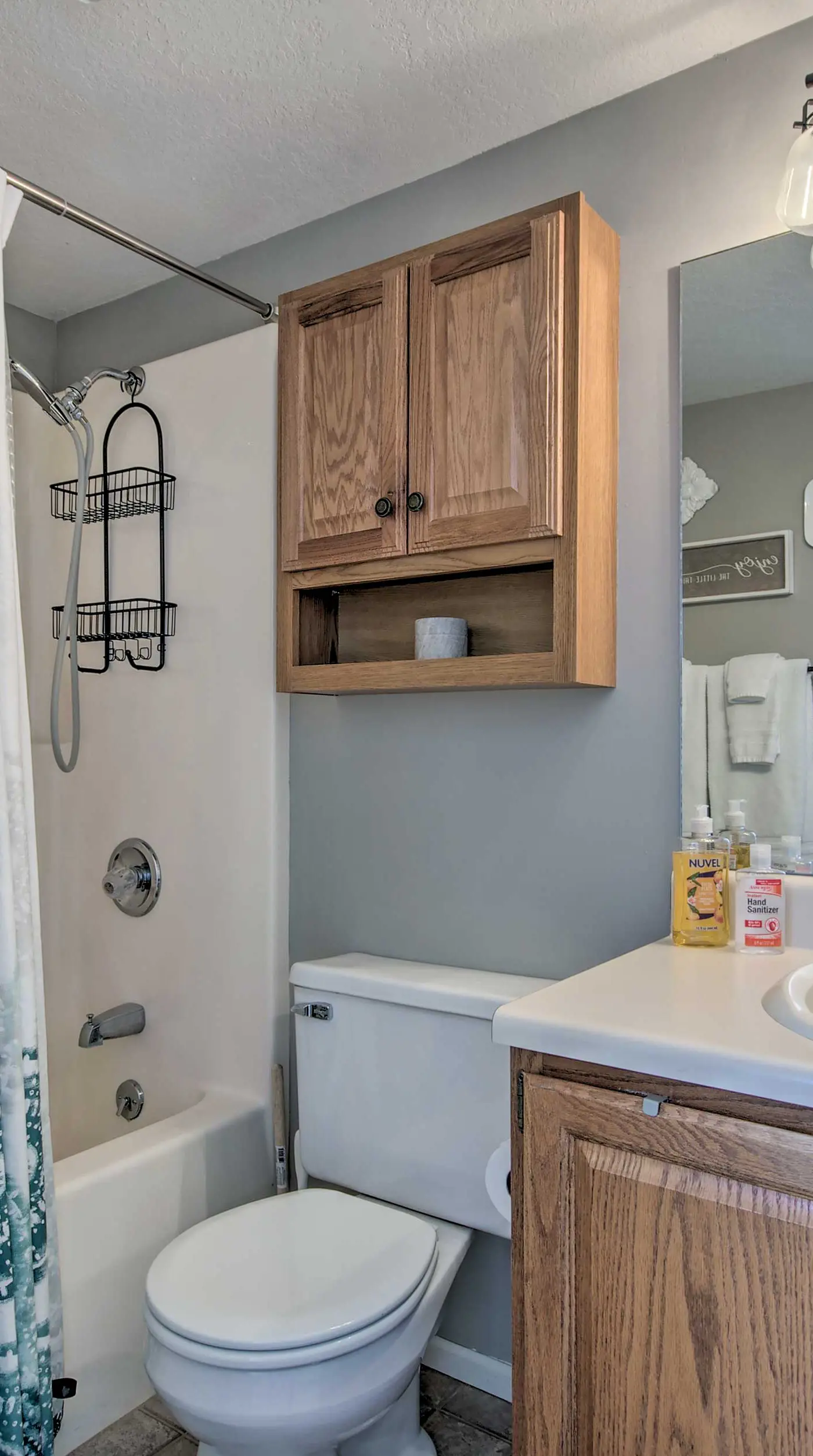 Lake-View Patio, Pool Access! Regatta Bay Condo