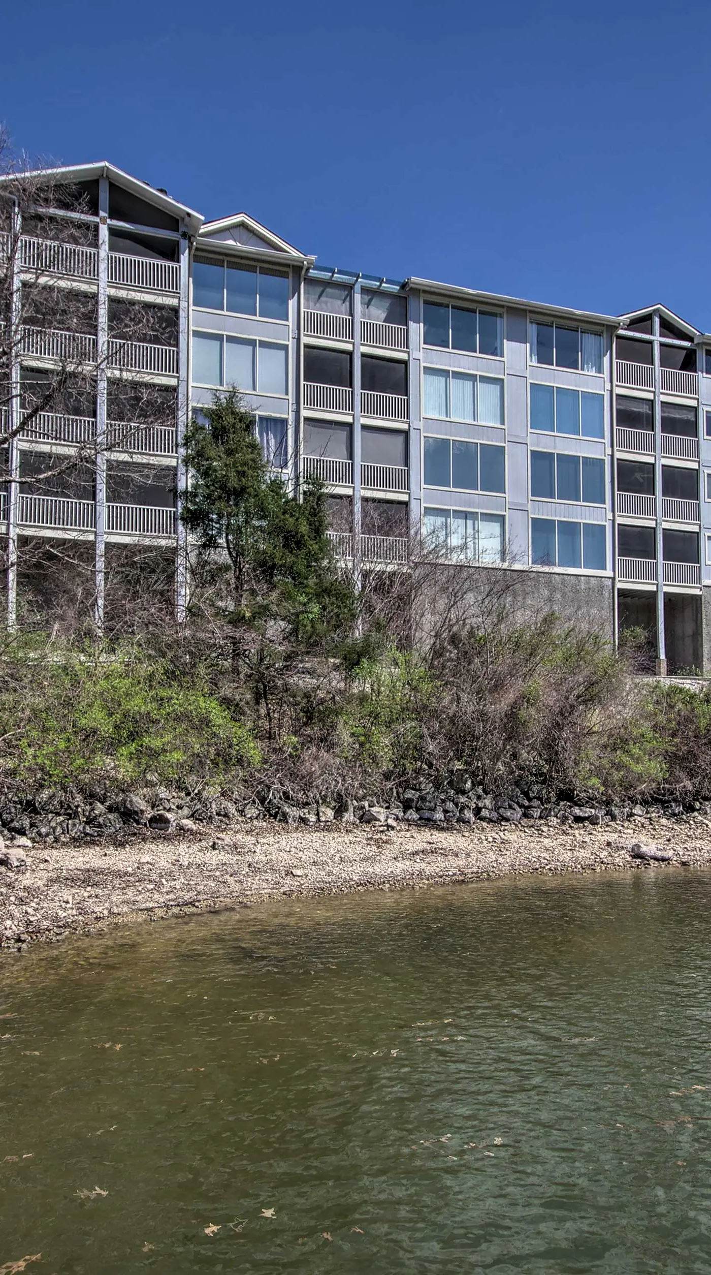 Lake-View Patio, Pool Access! Regatta Bay Condo