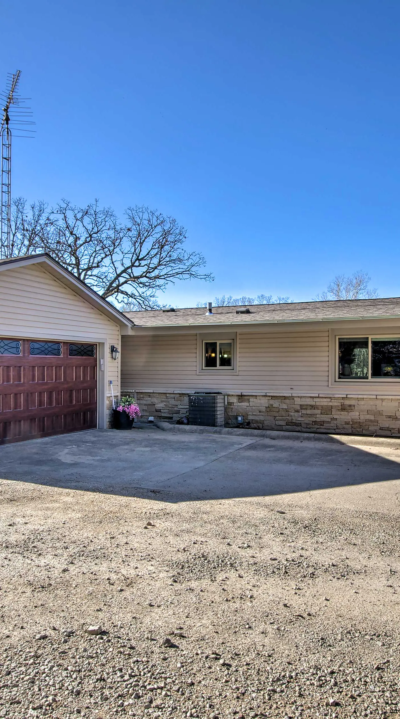 Private Dock, Waterfront Views! Sunrise Beach Home