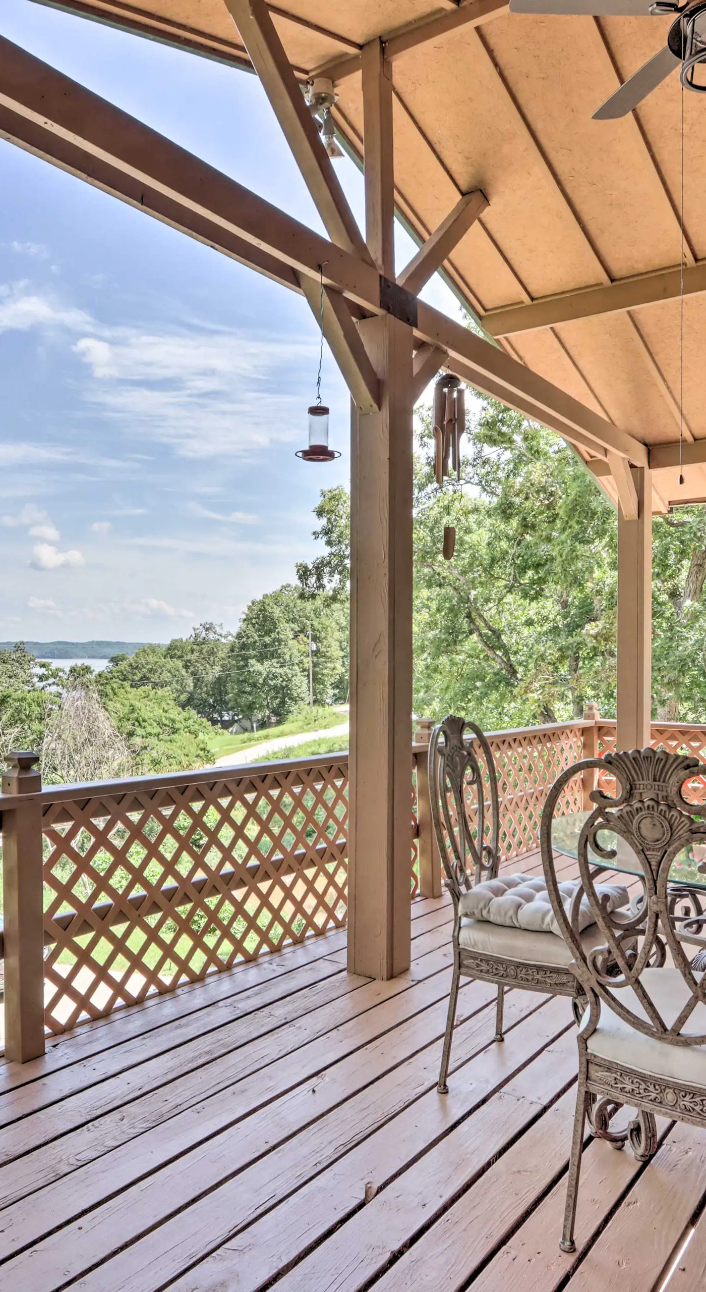 Lake Days & BBQ Fun: Climax Springs Retreat!