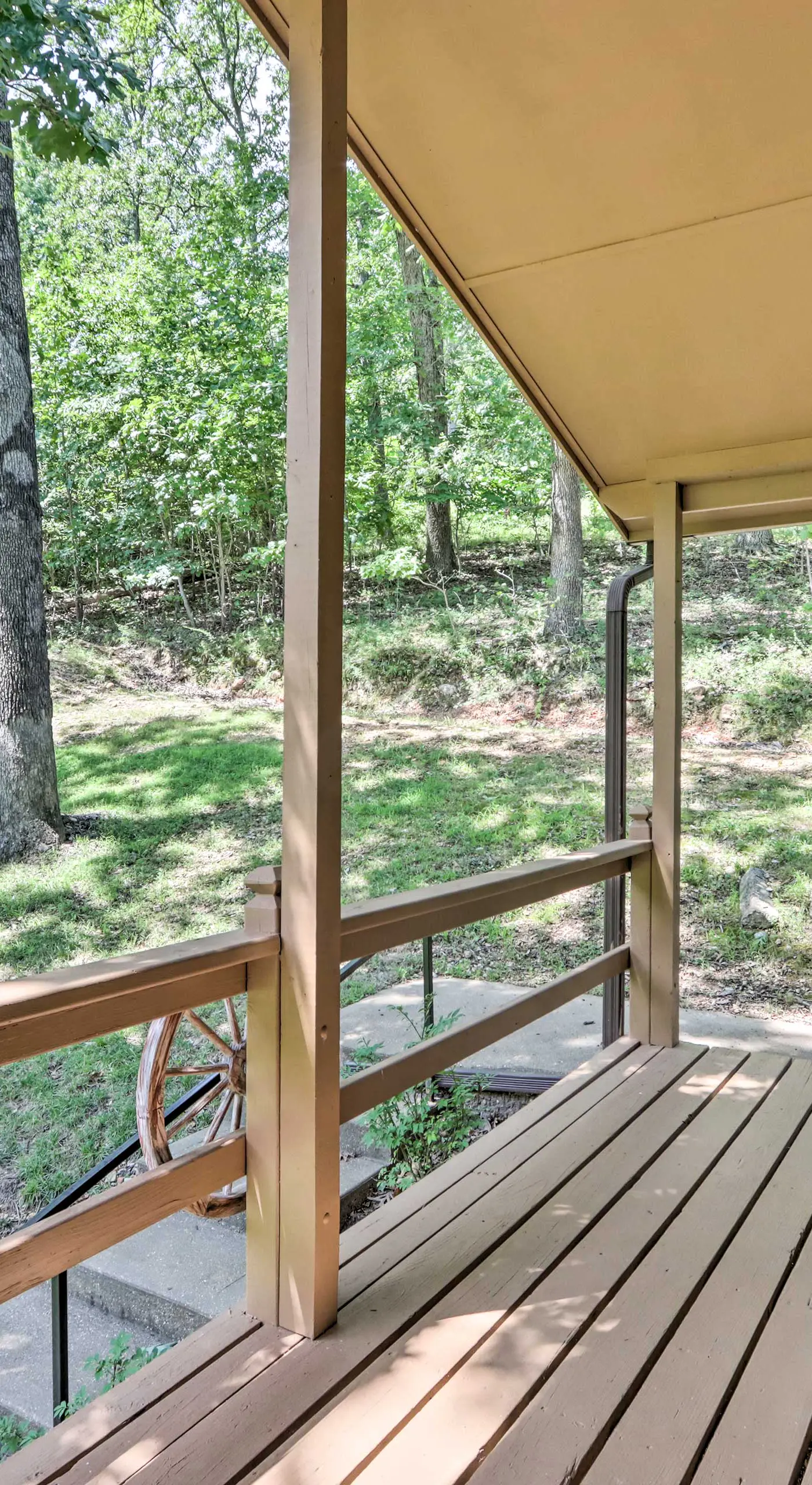 Lake Days & BBQ Fun: Climax Springs Retreat!
