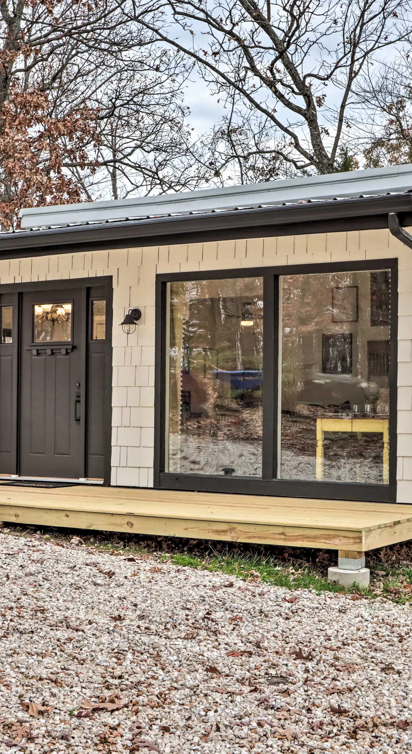 Cottage w/ Grill & Fire Pit in Osage Beach!