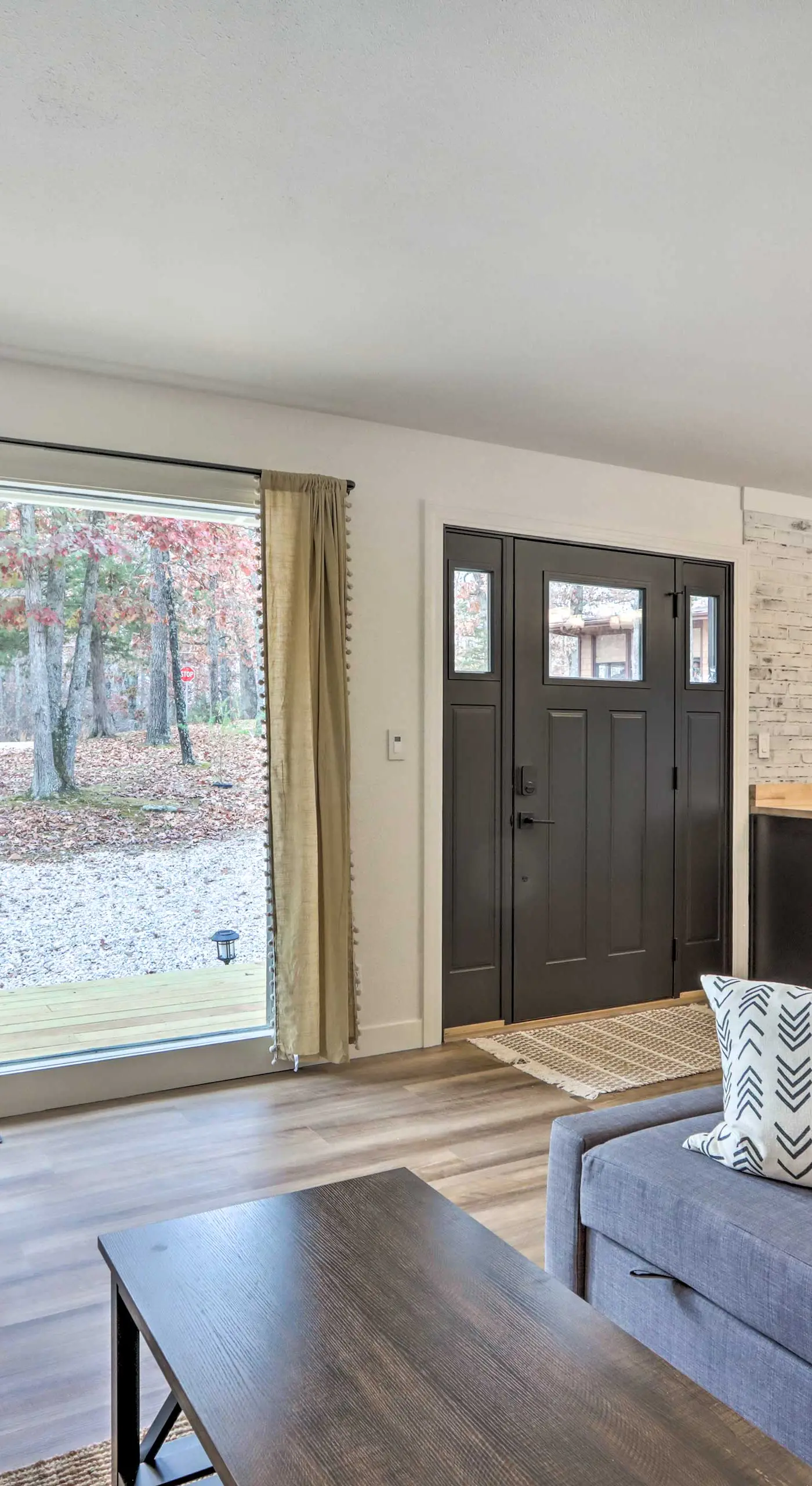 Cottage w/ Grill & Fire Pit in Osage Beach!