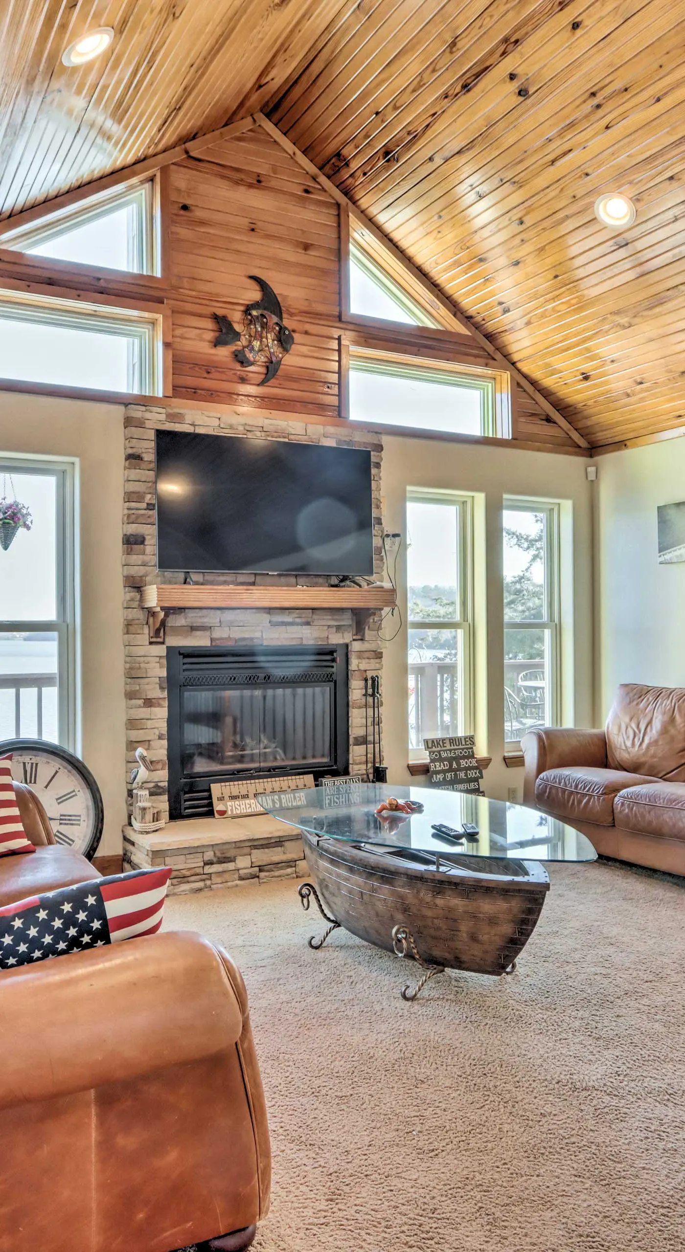 House w/ Deck Overlooking Lake of the Ozarks!
