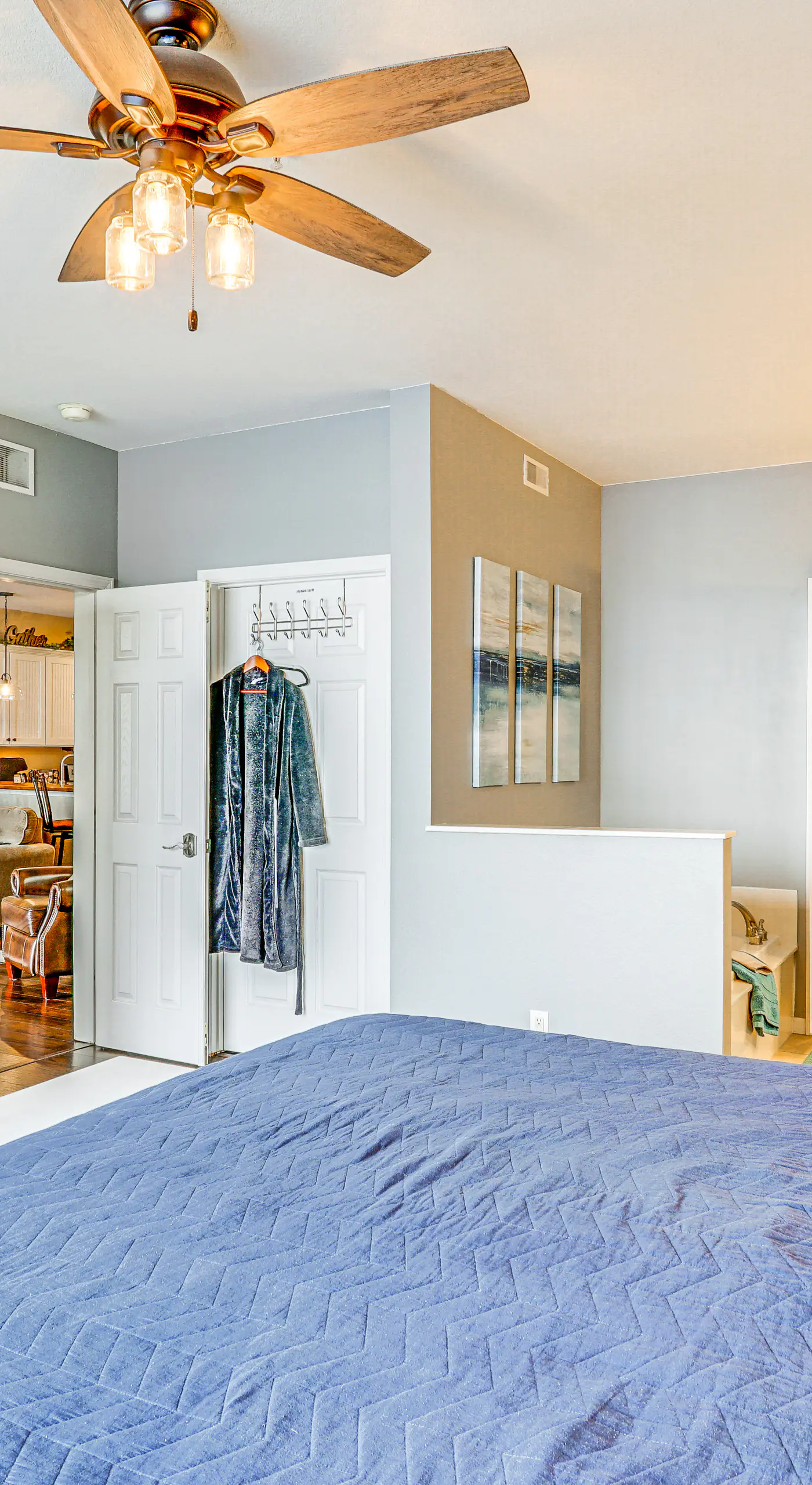Osage Beach Condo Near Hiking & Shopping!