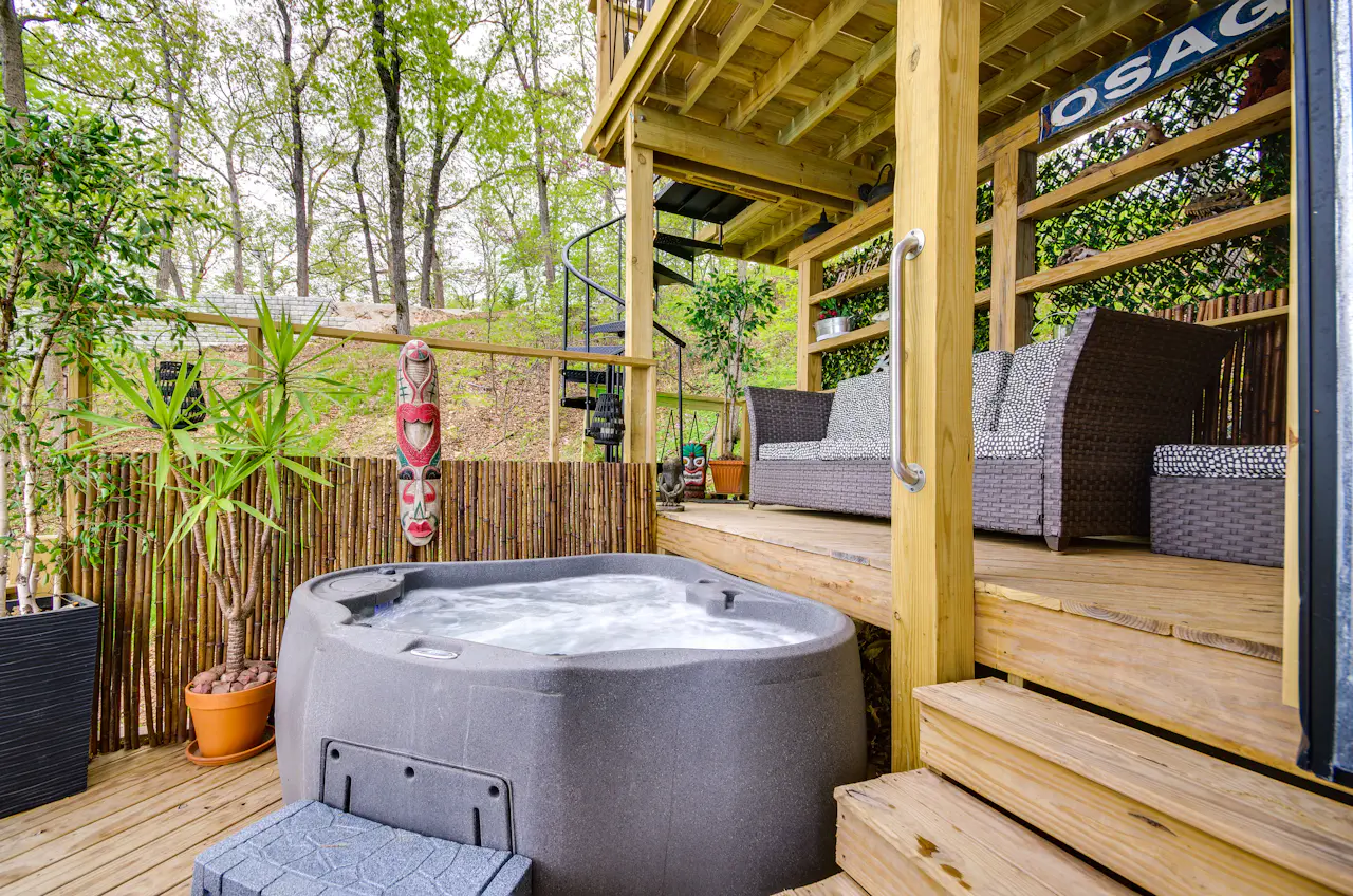 Waterfront Ozarks Home w/ Hot Tub, Bar & Dock | 2 Bed Rocky Mount, MO ...