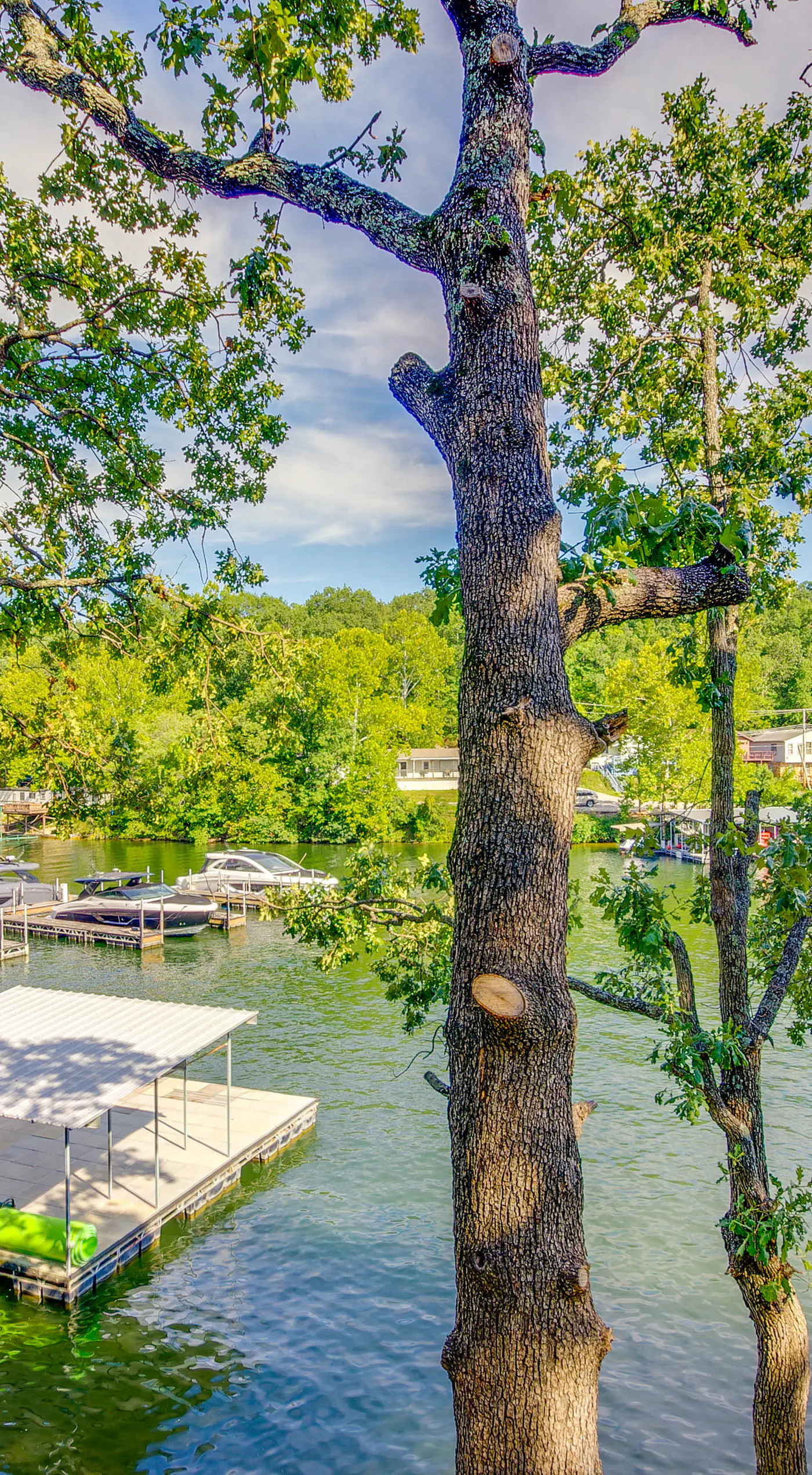 Lakefront Osage Beach Retreat w/ Boat Slip!