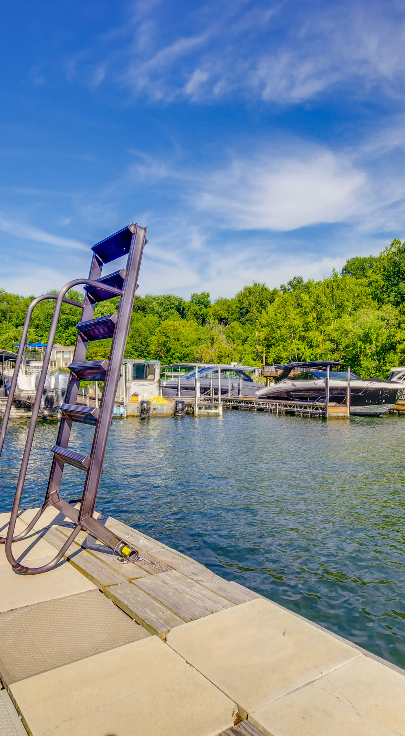 Lakefront Osage Beach Retreat w/ Boat Slip!