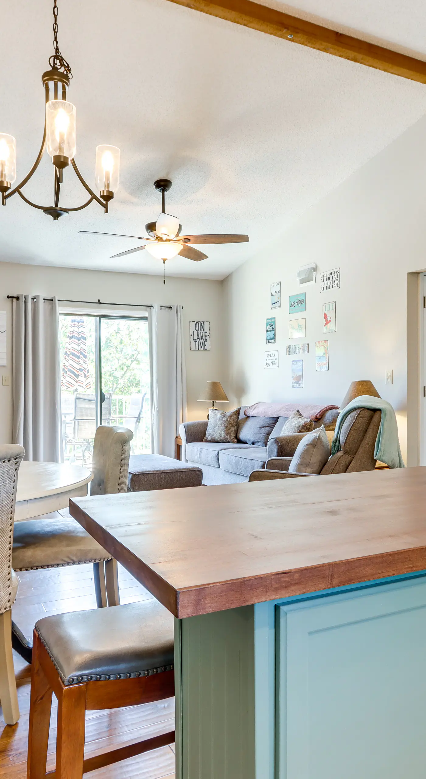 Walk to Pool + Lake: Cozy Osage Beach Condo