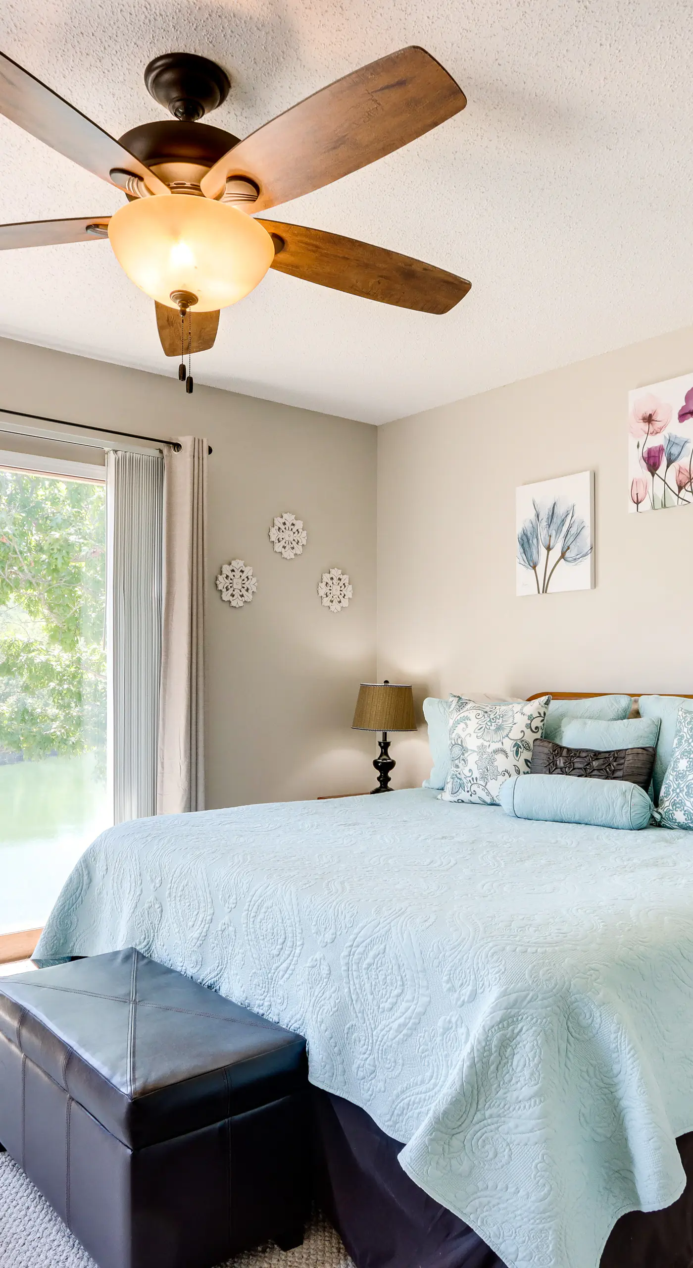 Walk to Pool + Lake: Cozy Osage Beach Condo