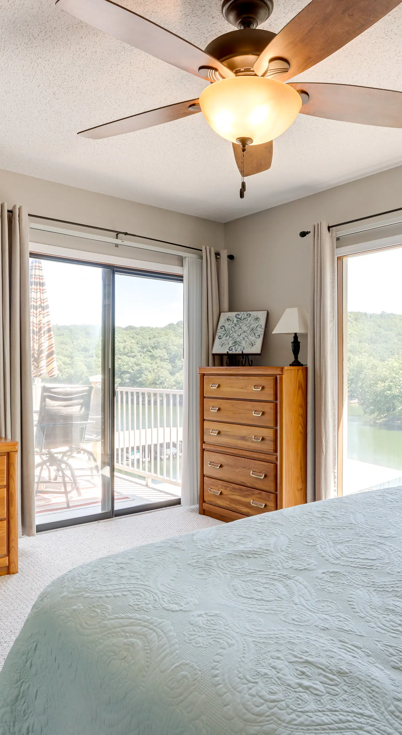 Walk to Pool + Lake: Cozy Osage Beach Condo