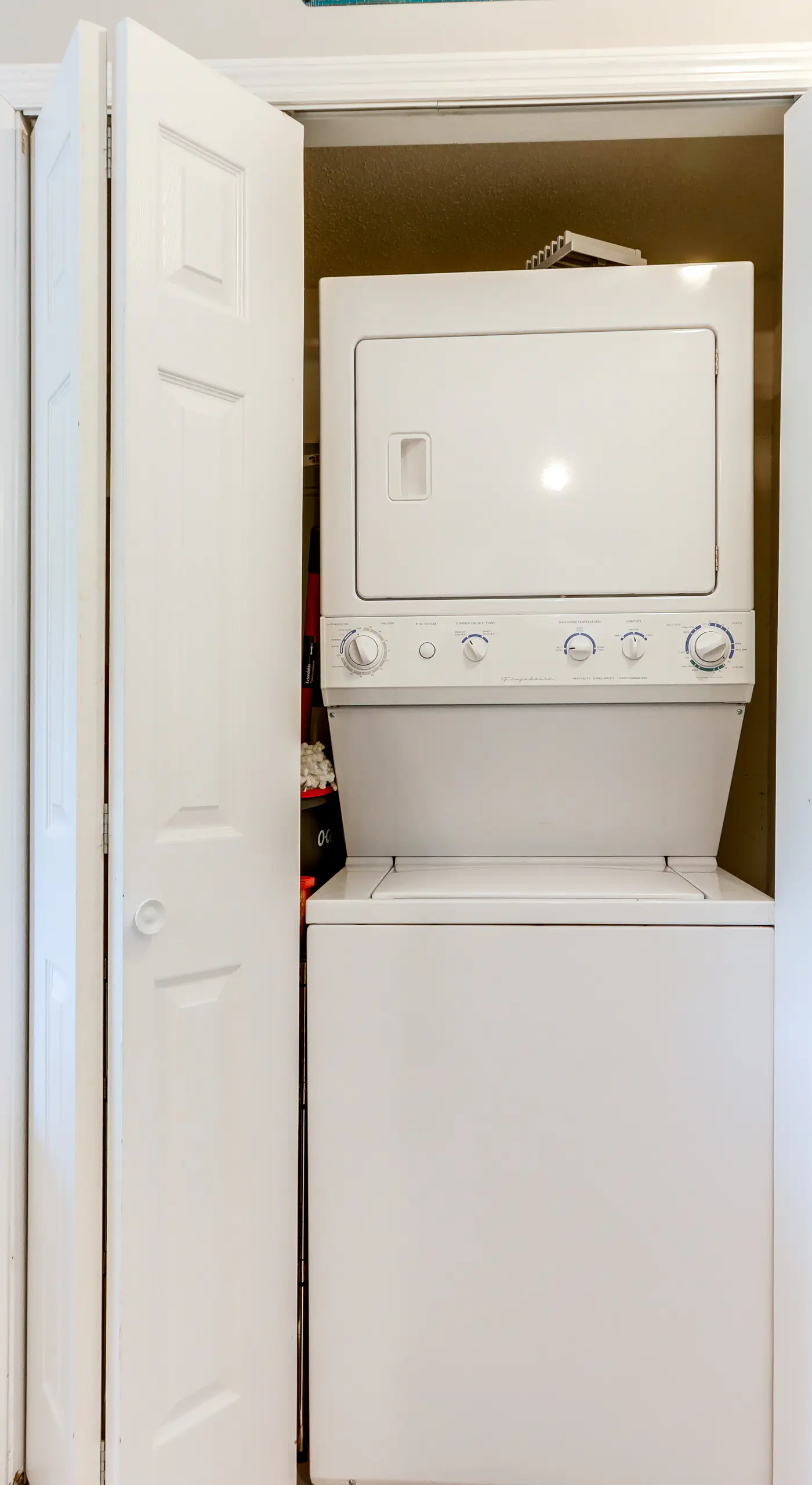 Walk to Pool + Lake: Cozy Osage Beach Condo