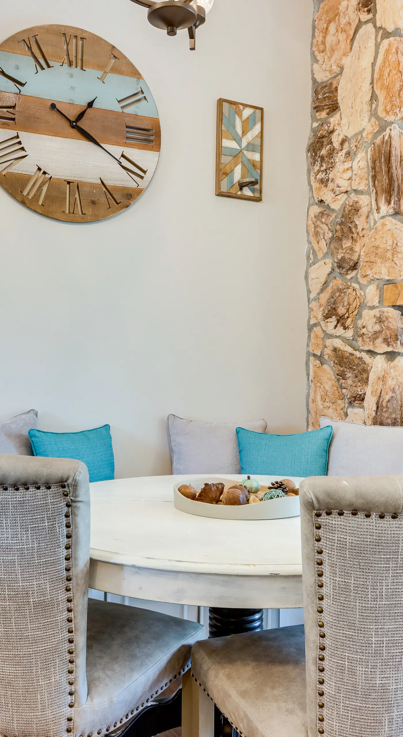 Walk to Pool + Lake: Cozy Osage Beach Condo