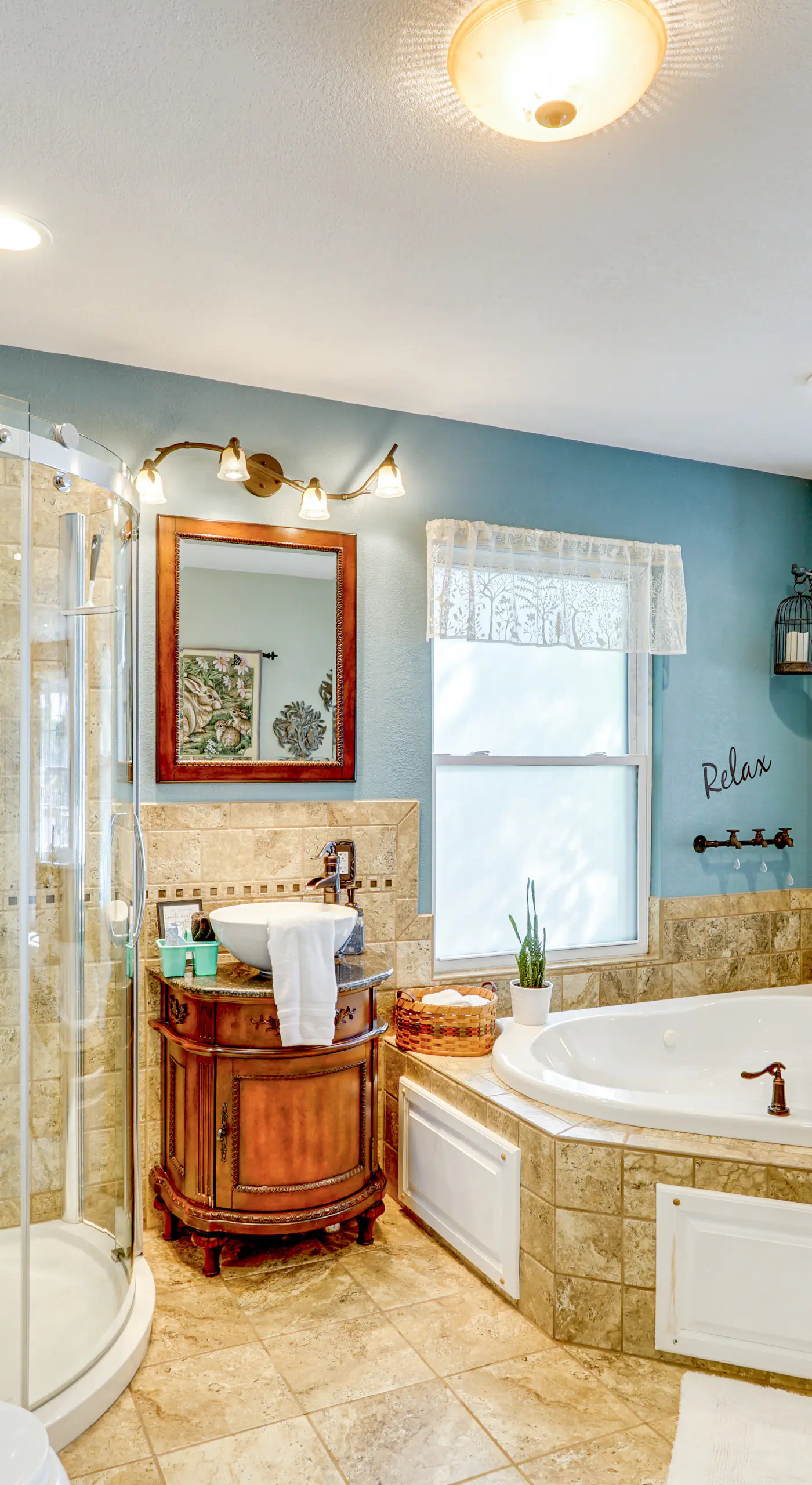 Lakefront & Dog-Friendly Gem in Gravois Mills