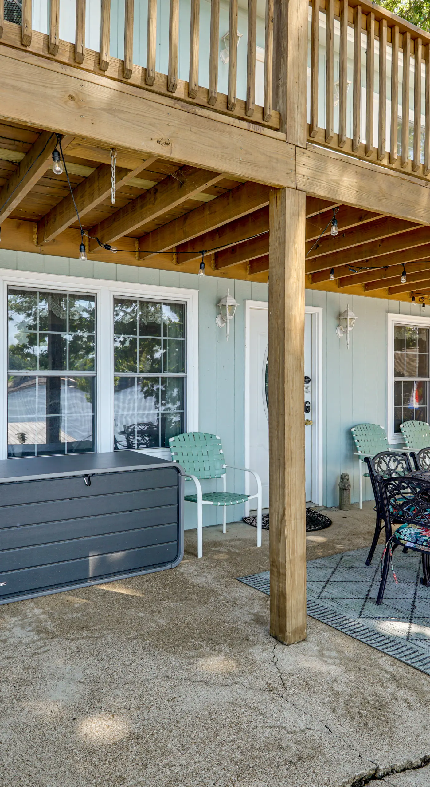 Lakefront & Dog-Friendly Gem in Gravois Mills