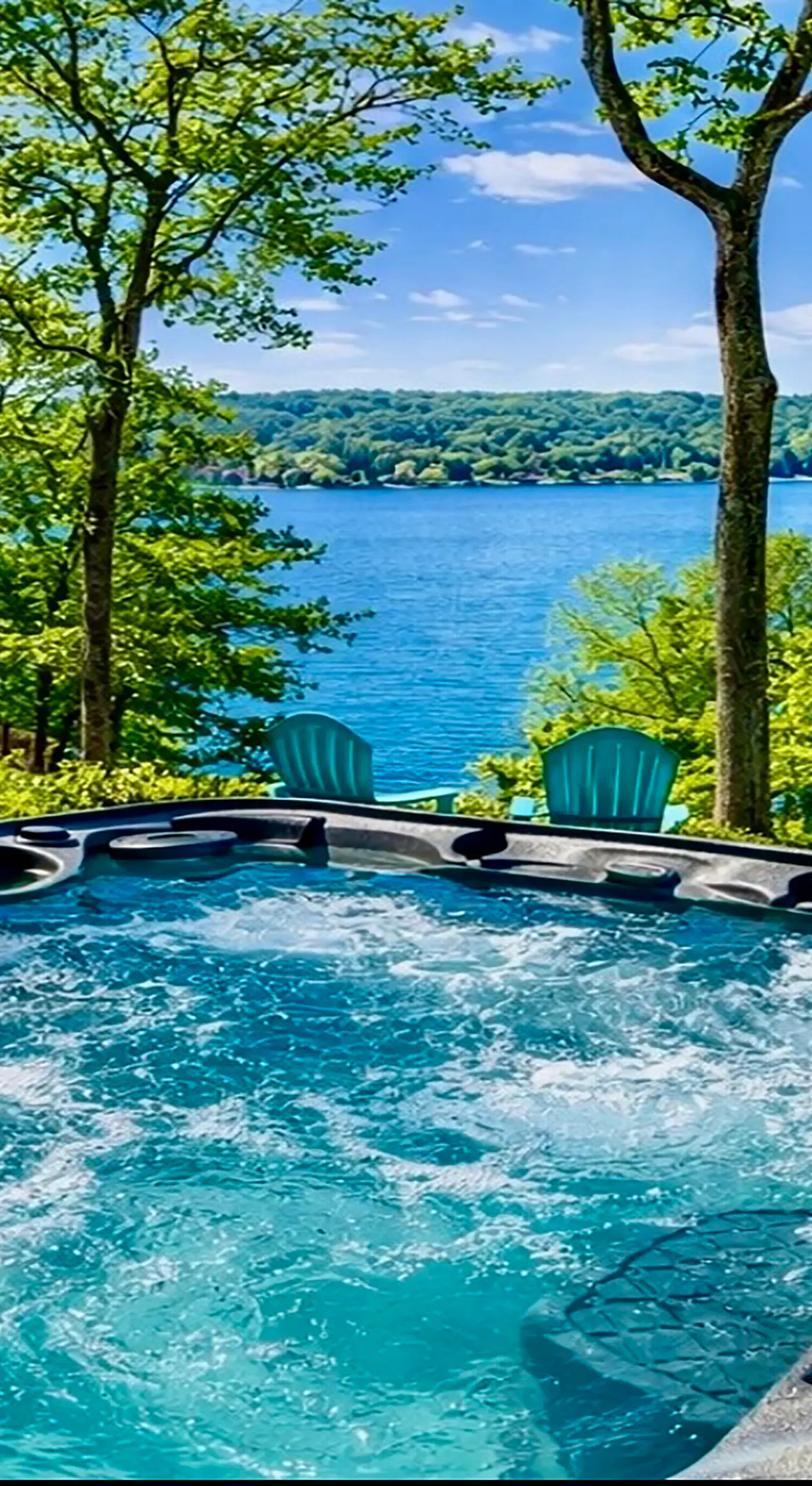 Luxury Lake Home, Amazing Views, Resort Amenities