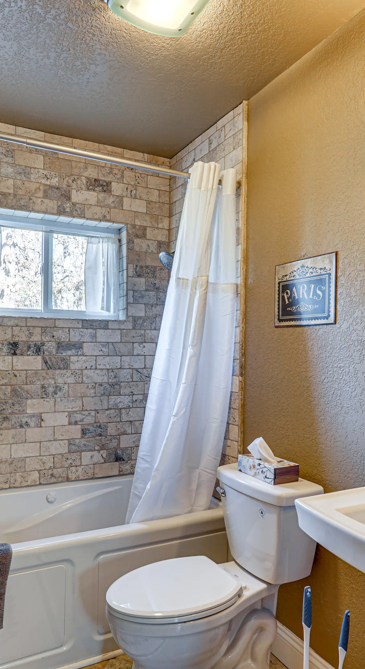 Luxury Lake Home, Amazing Views, Resort Amenities