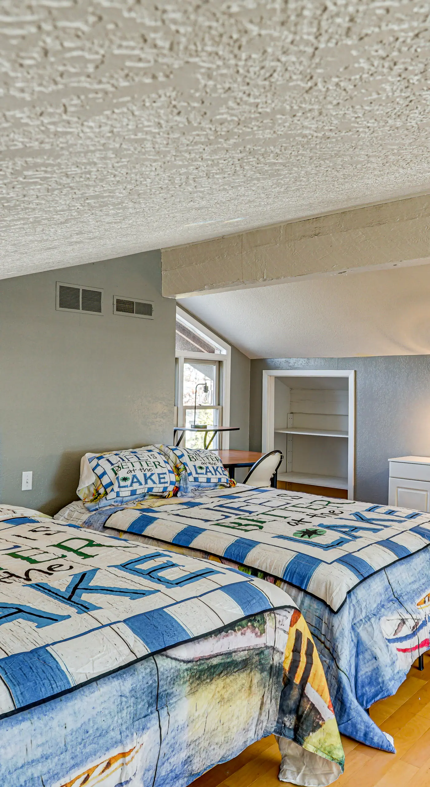 Luxury Lake Home, Amazing Views, Resort Amenities
