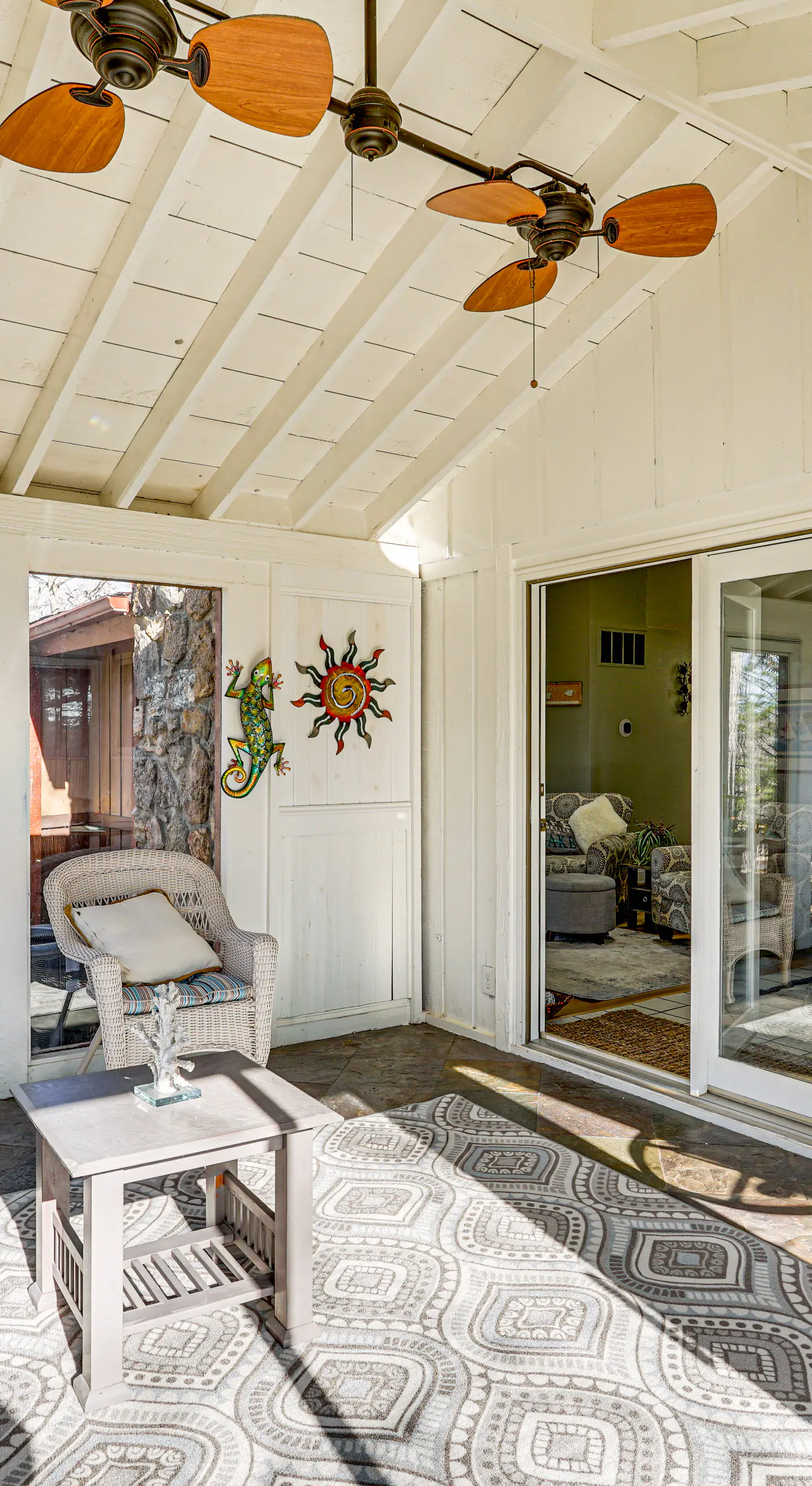 Luxury Lake Home, Amazing Views, Resort Amenities