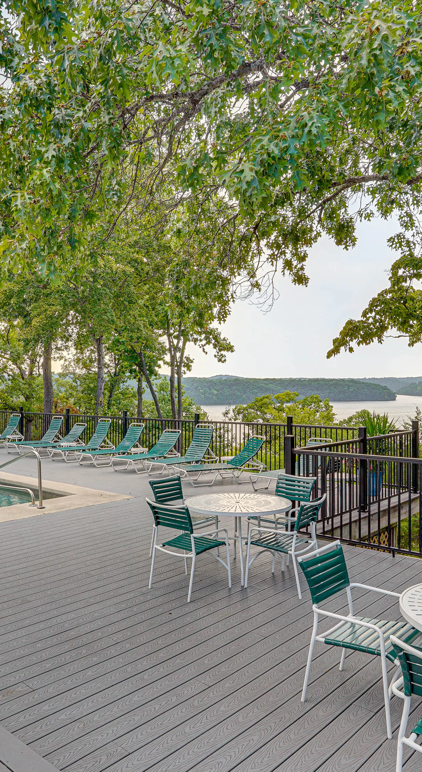 Luxury Lake Home, Amazing Views, Resort Amenities