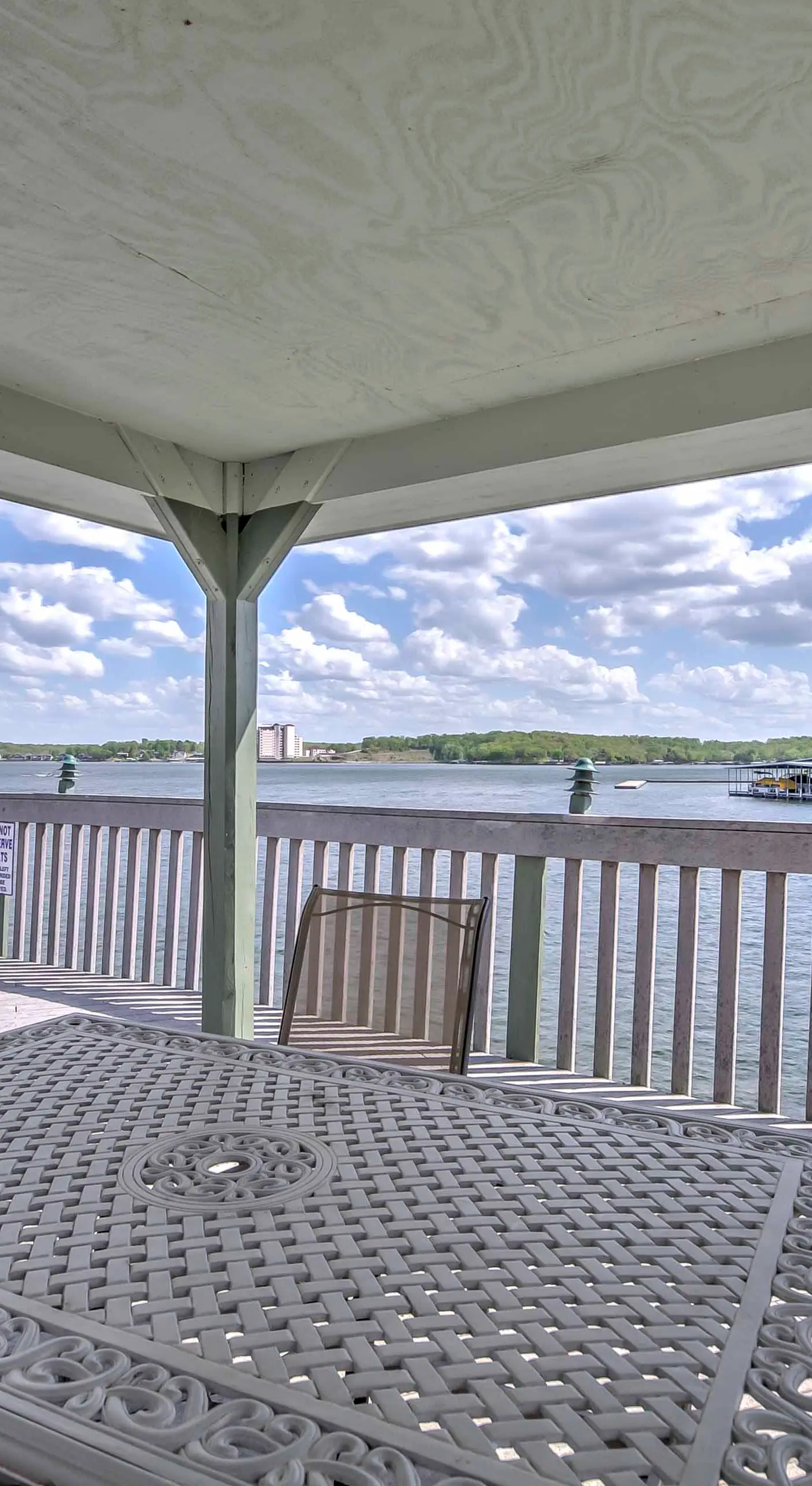 Village of Four Seasons Lake Condo w/ Pool Access!