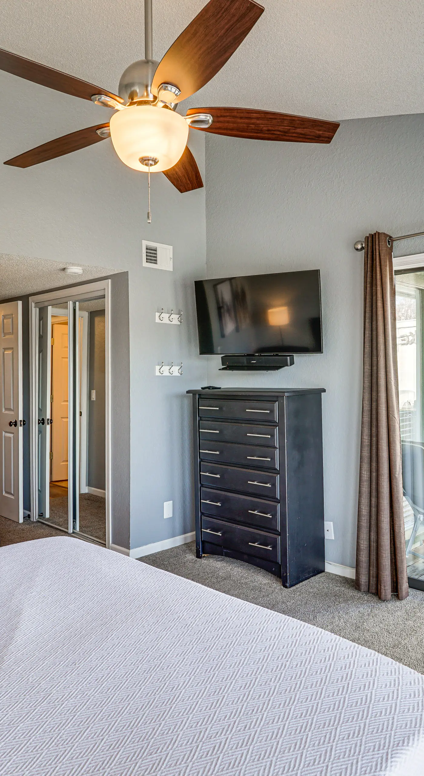 Village of Four Seasons Lake Condo w/ Pool Access!