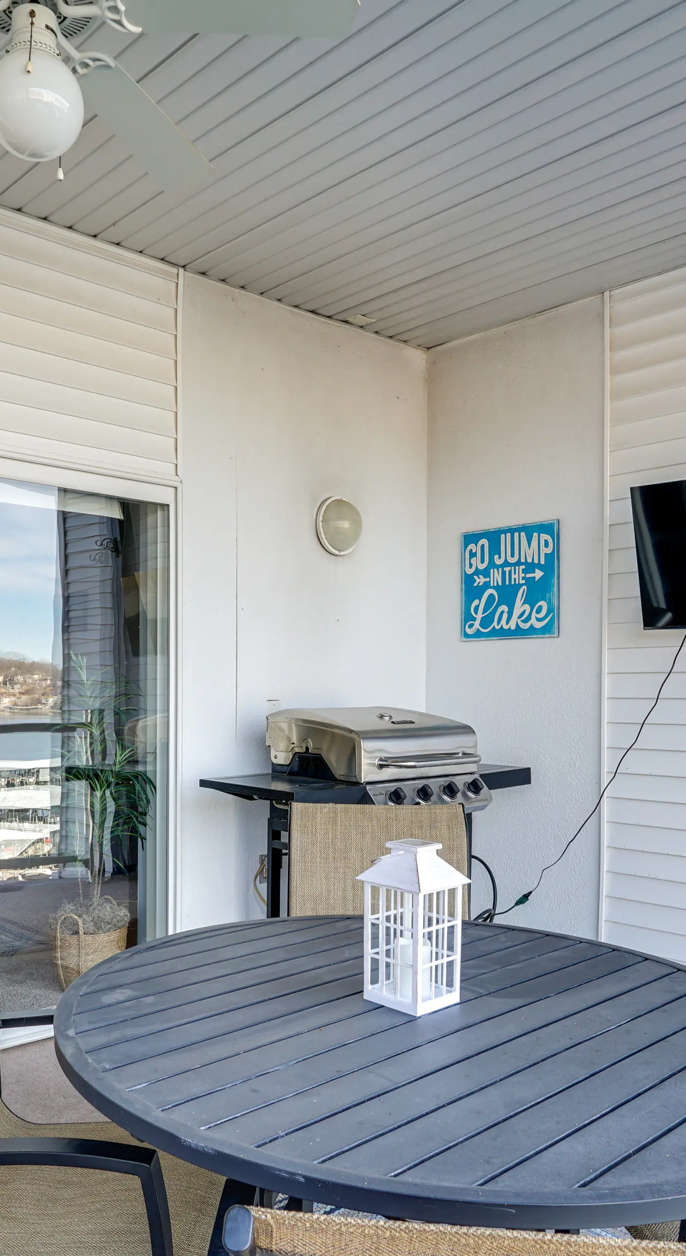 Lake Ozark Condo w/ Water Views & Pool Access!