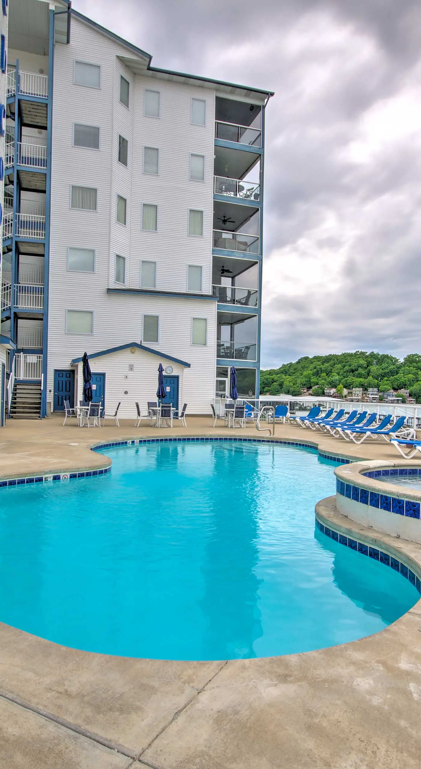 Lake Ozark Condo w/ Water Views & Pool Access!