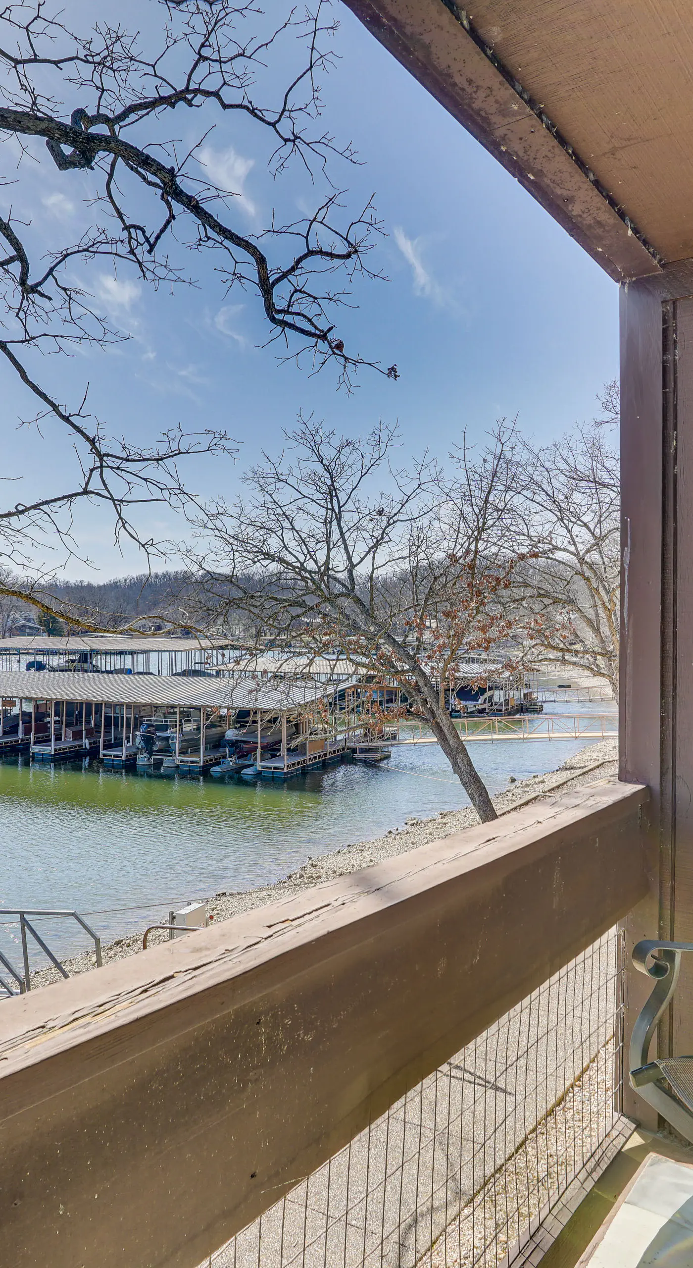 Lakefront Condo w/ Resort Amenities in Osage Beach