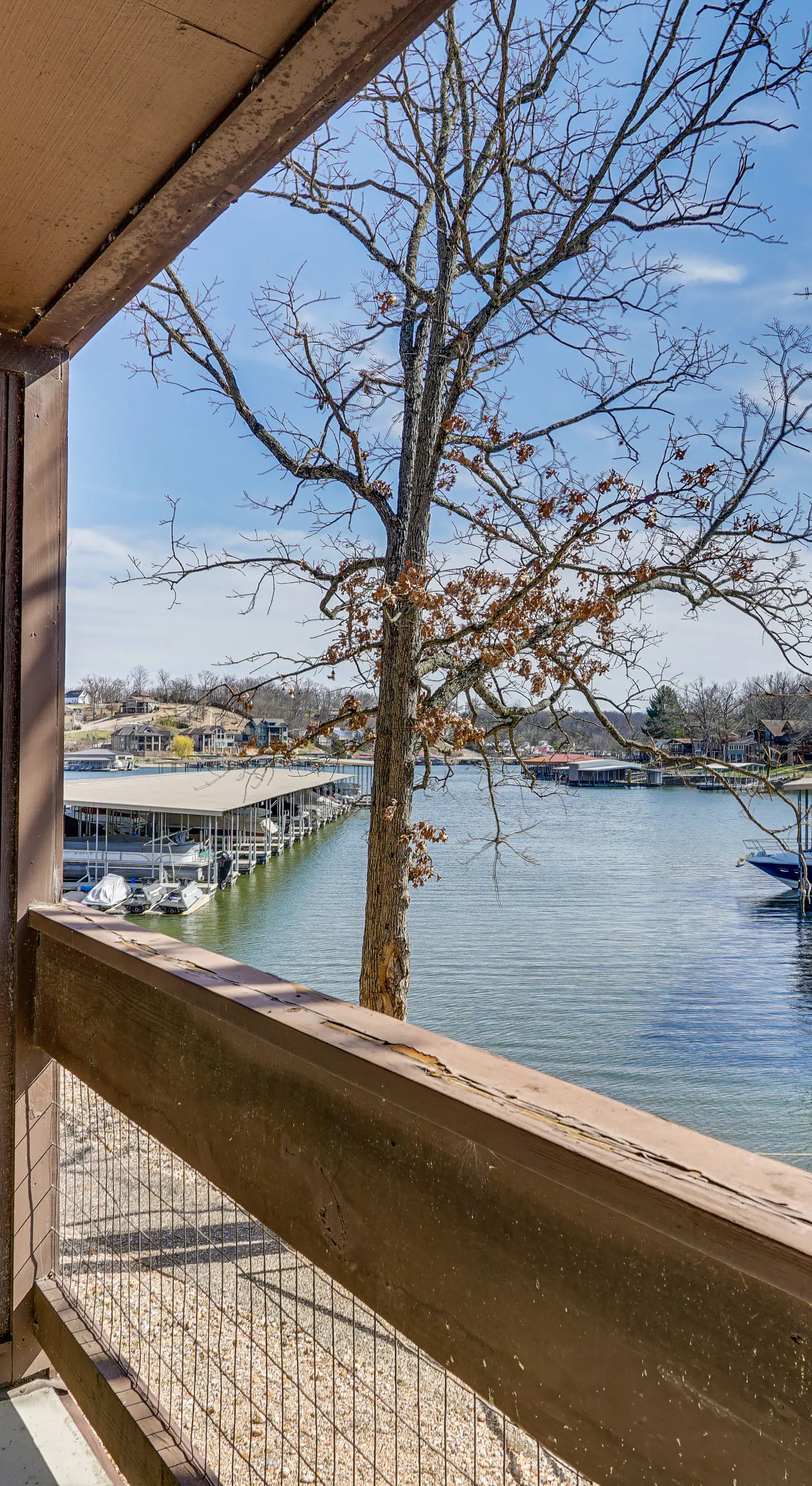 Lakefront Condo w/ Resort Amenities in Osage Beach