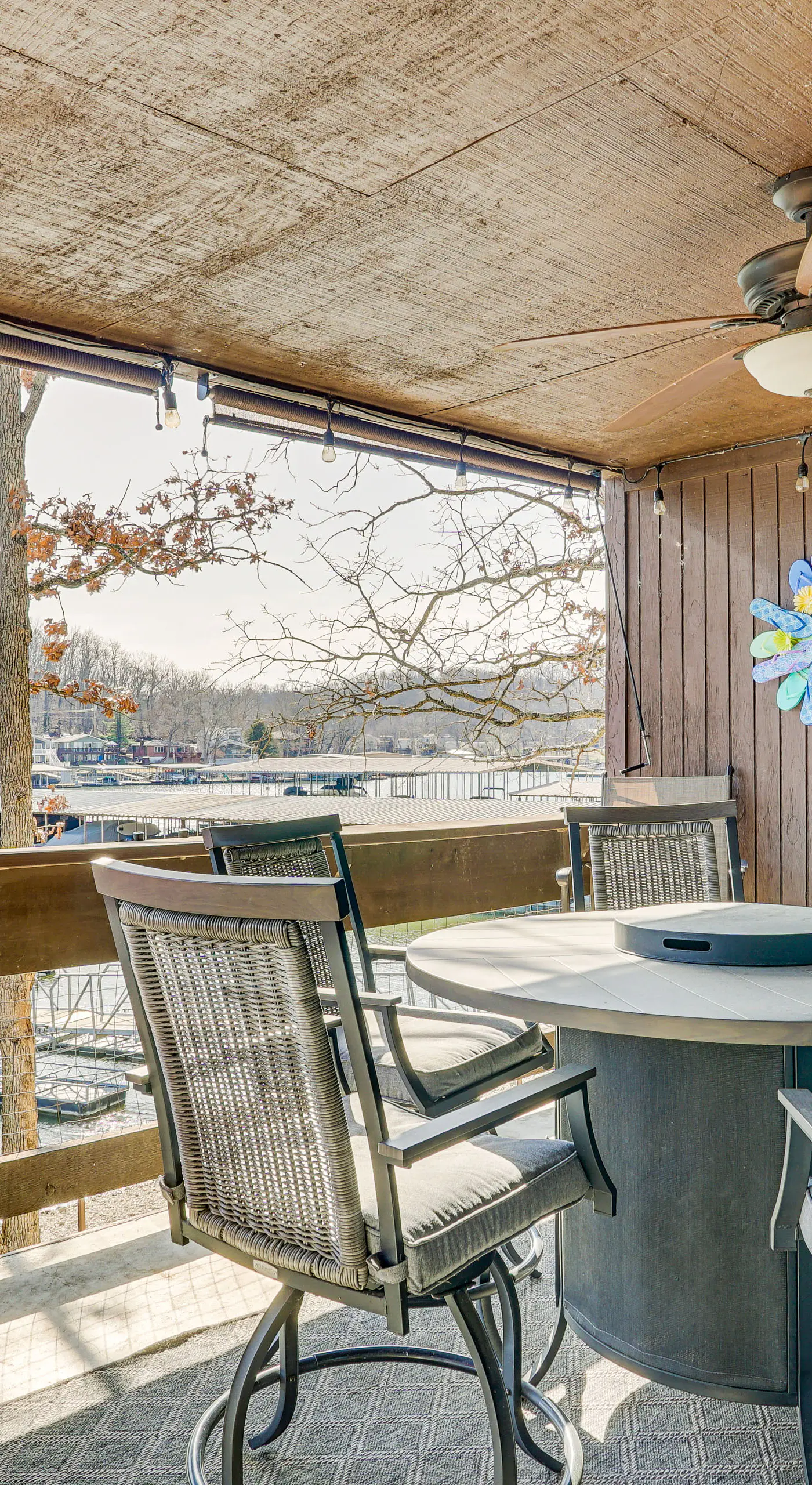 Lakefront Condo w/ Resort Amenities in Osage Beach