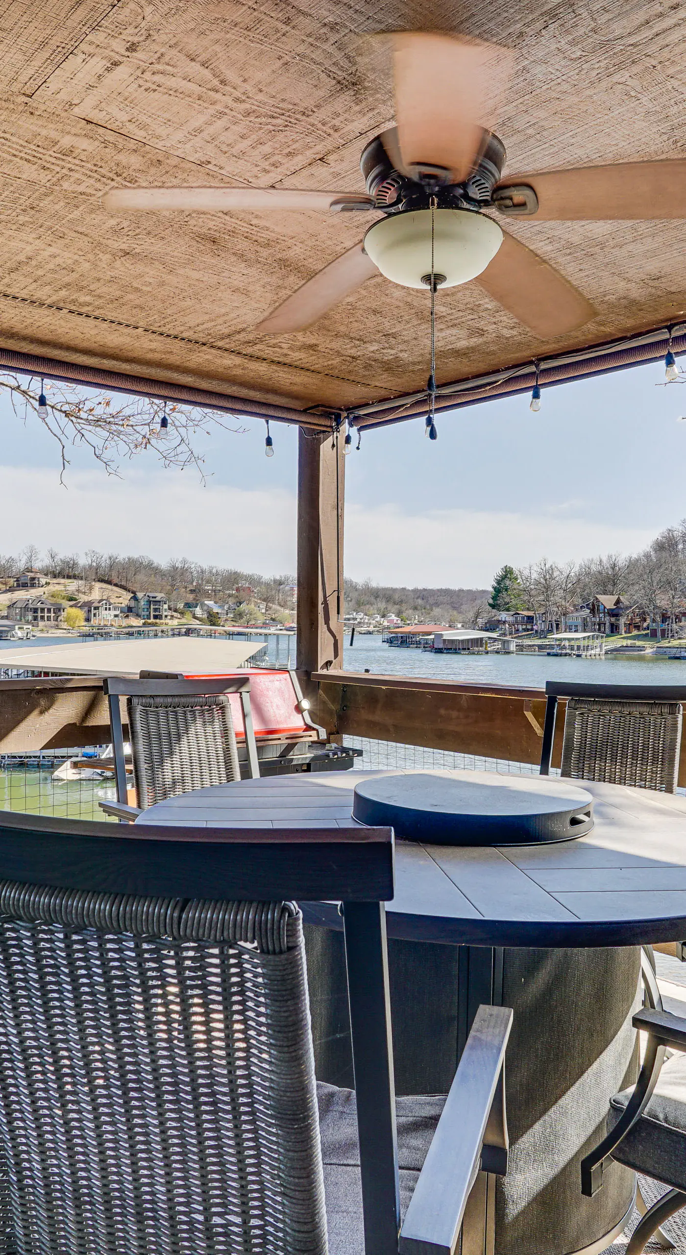 Lakefront Condo w/ Resort Amenities in Osage Beach