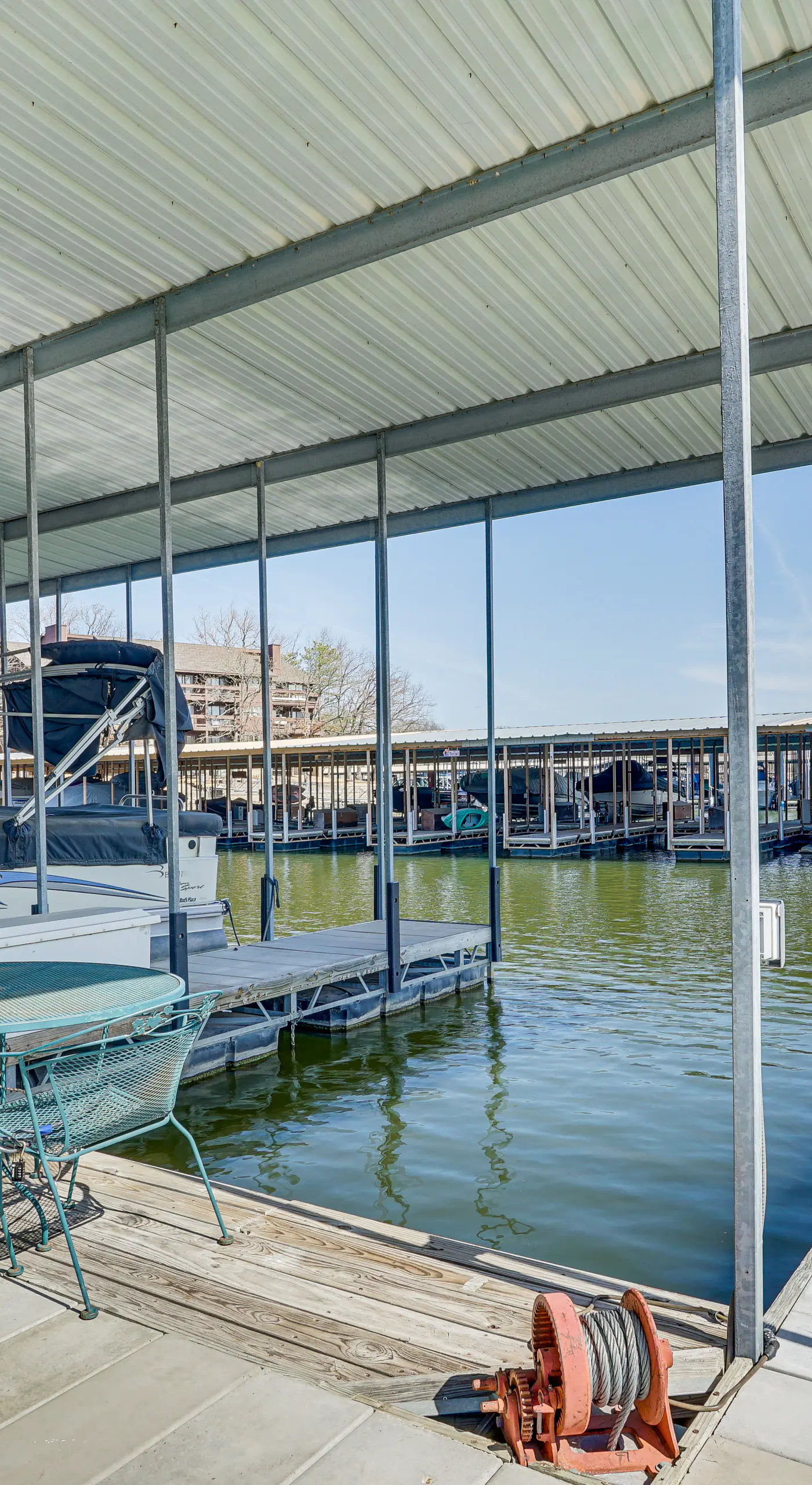 Lakefront Condo w/ Resort Amenities in Osage Beach