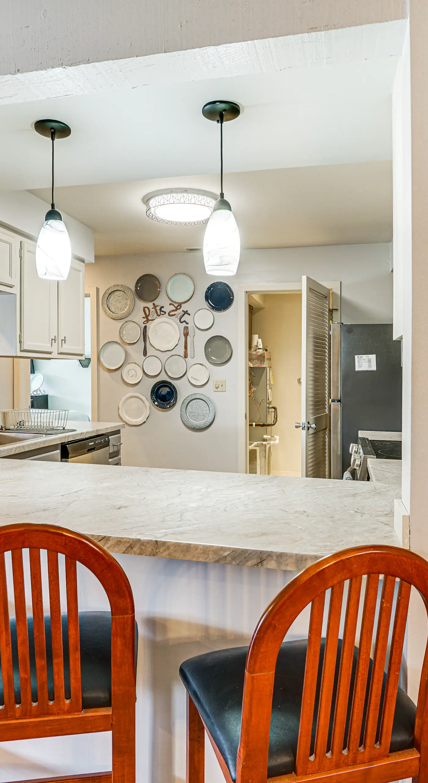 Lakefront Condo w/ Resort Amenities in Osage Beach