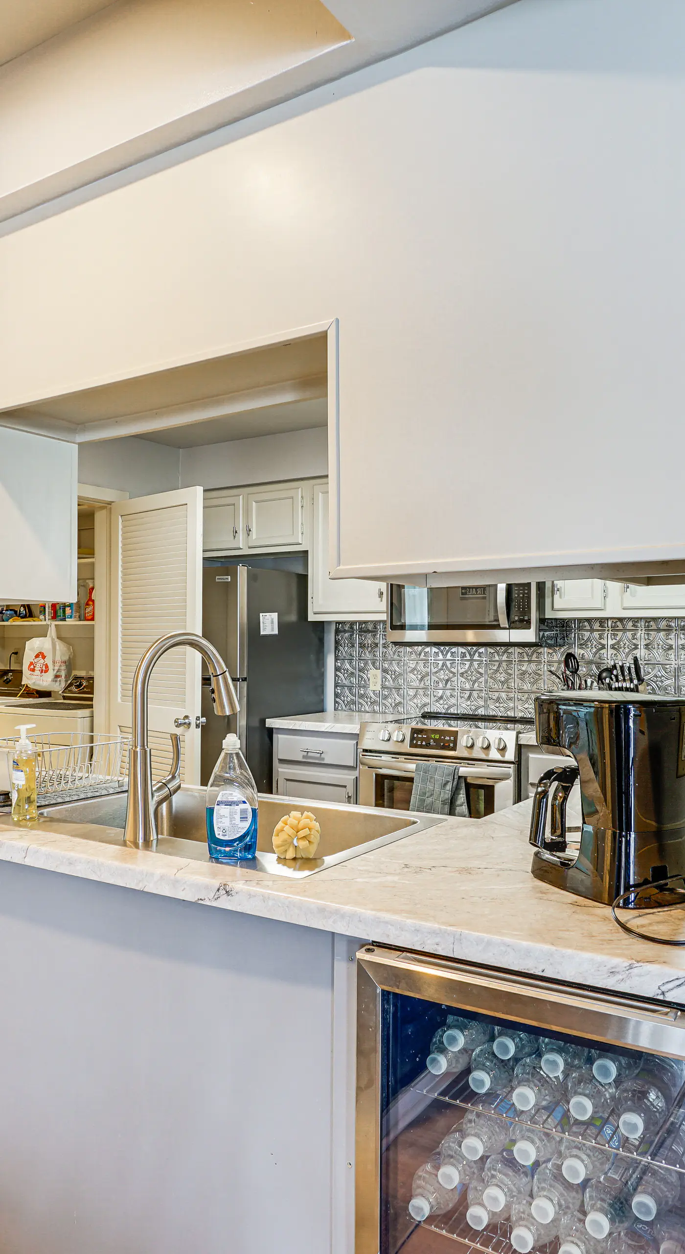 Lakefront Condo w/ Resort Amenities in Osage Beach
