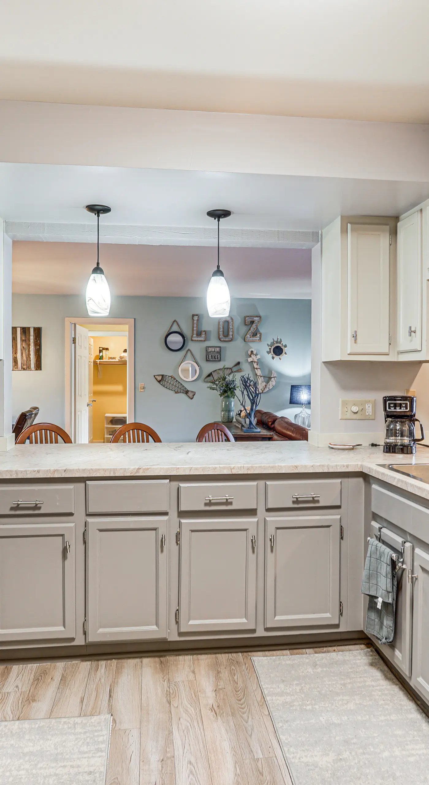 Lakefront Condo w/ Resort Amenities in Osage Beach