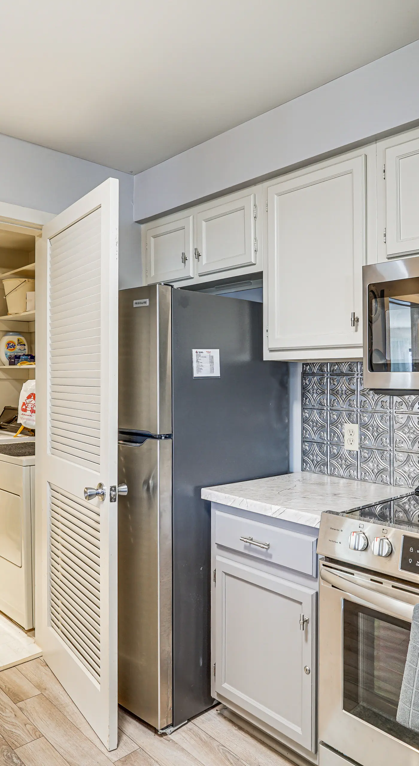 Lakefront Condo w/ Resort Amenities in Osage Beach