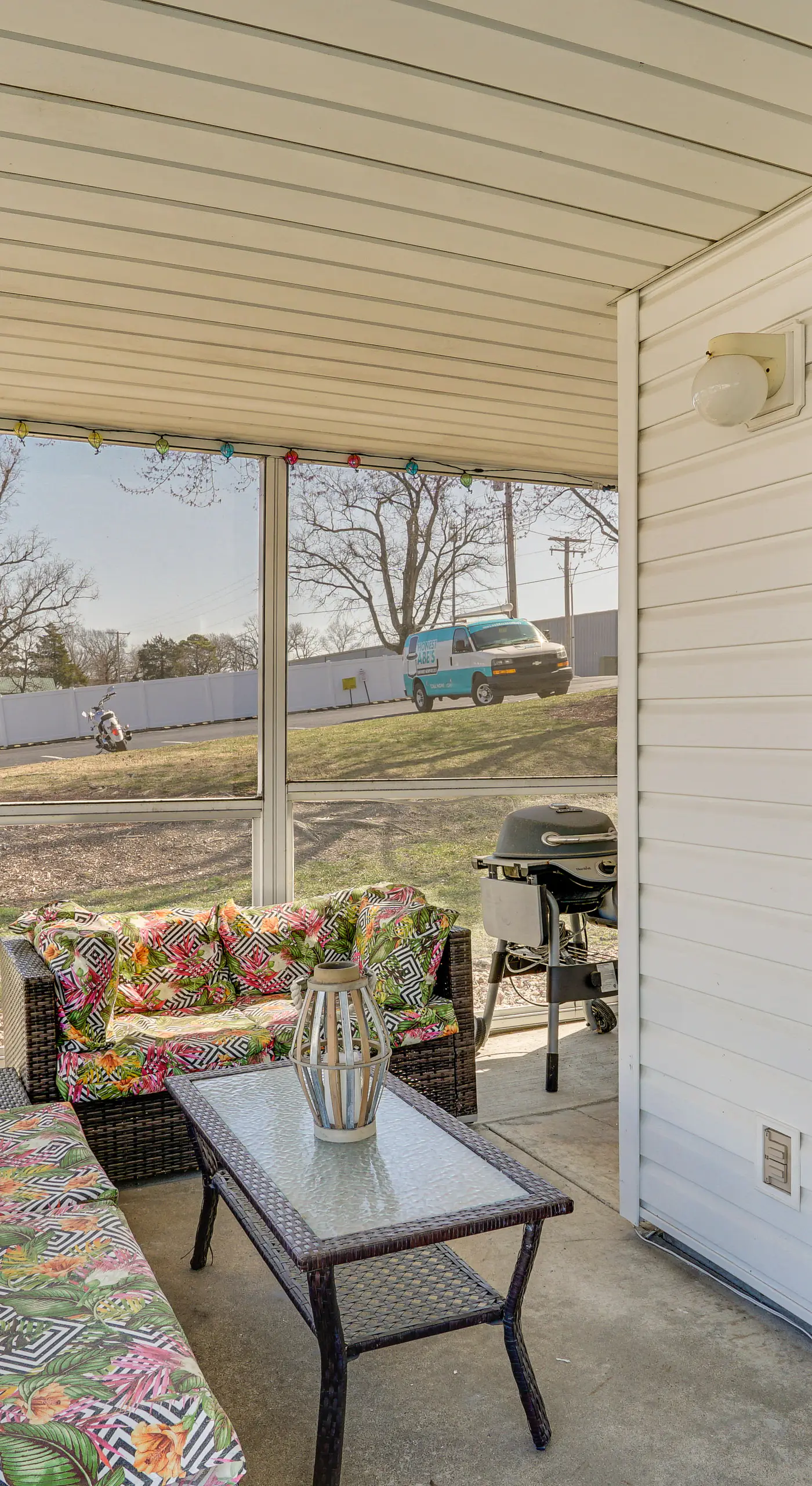 3 Mi to Boat Ramp: Osage Beach Condo w/ Grill!