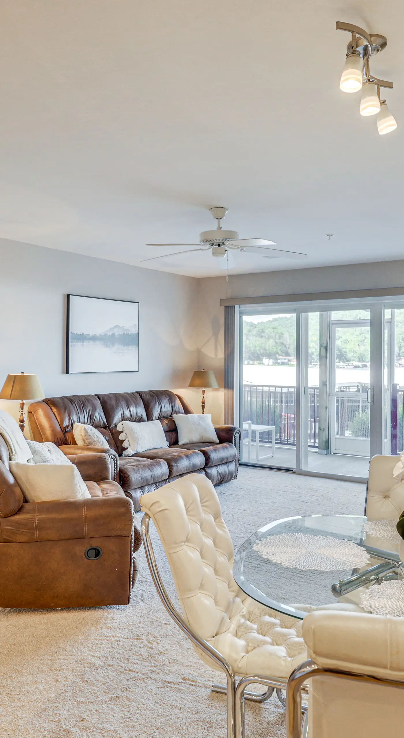 Lake of The Ozarks Condo w/ Pool in Camdenton