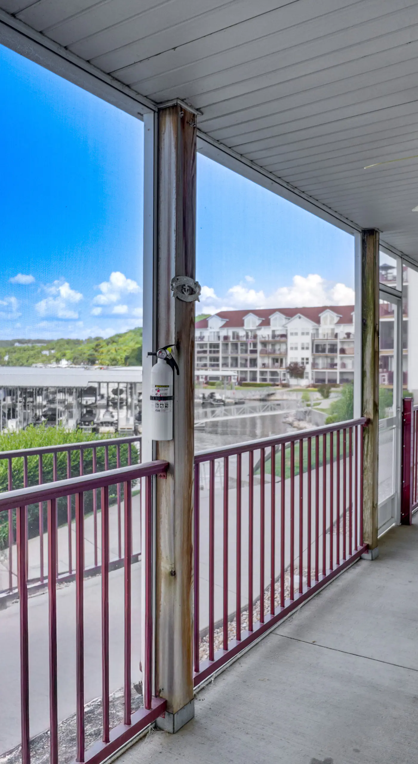Lake of The Ozarks Condo w/ Pool in Camdenton