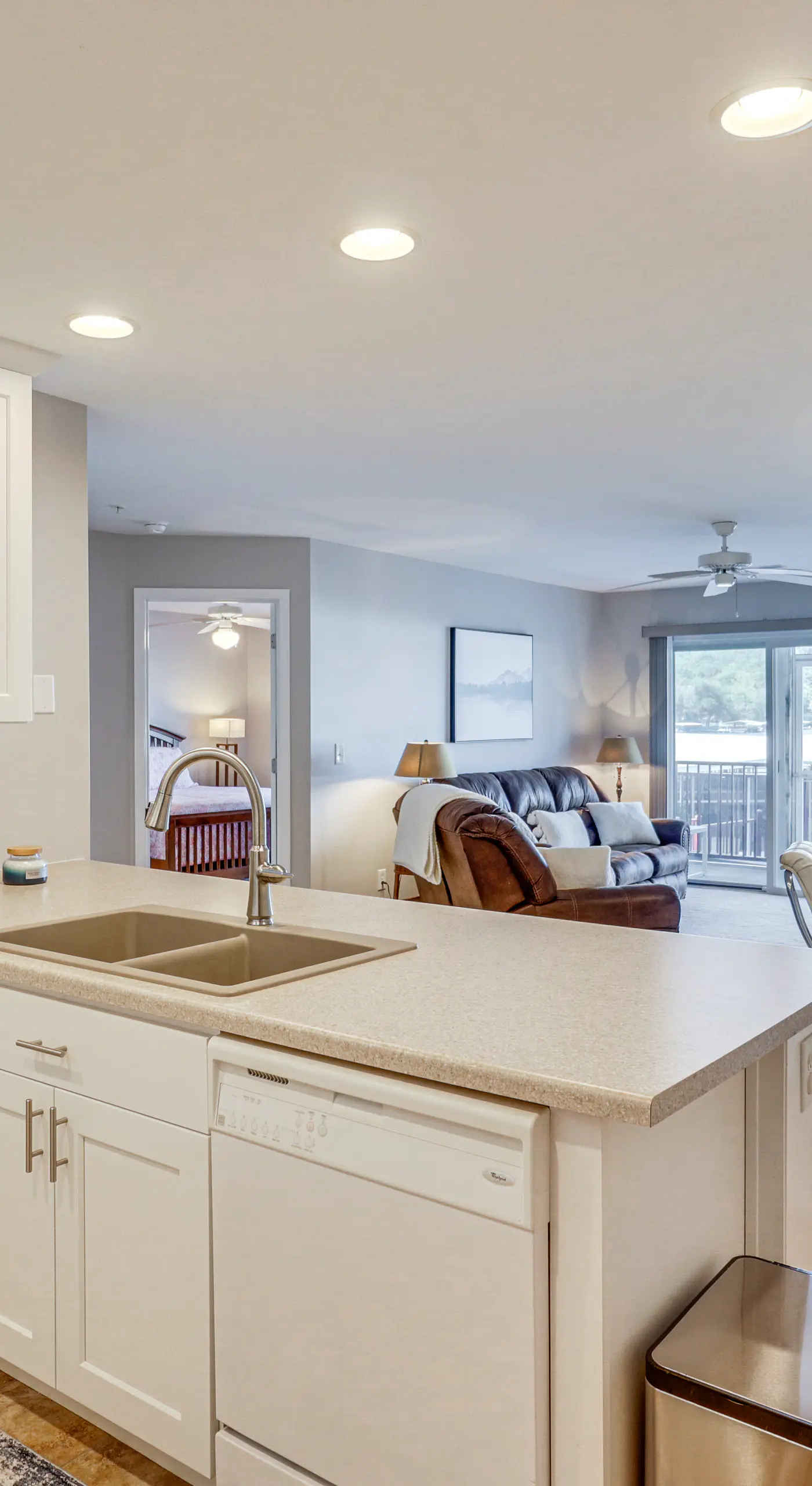 Lake of The Ozarks Condo w/ Pool in Camdenton