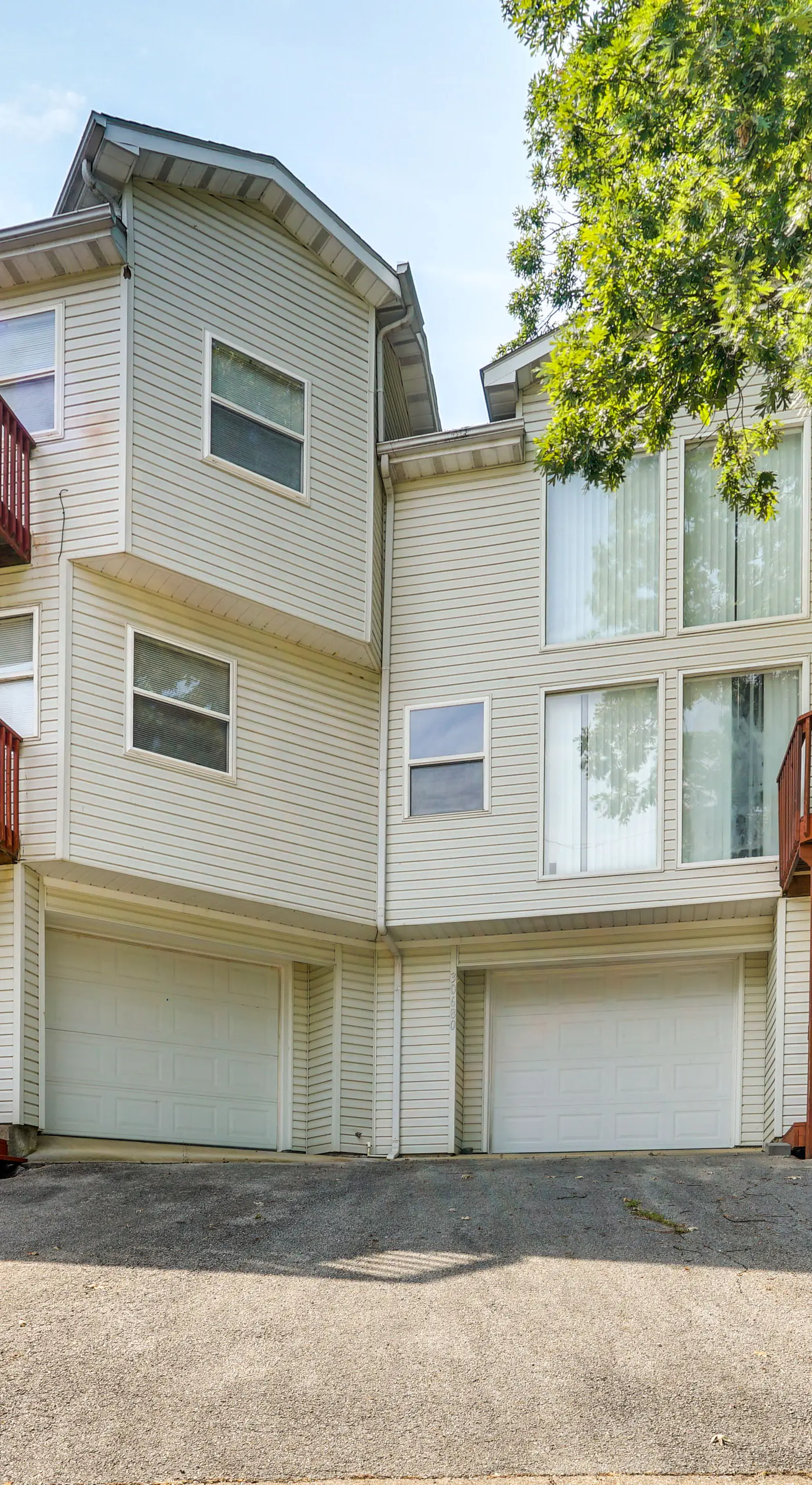 Pet-Friendly Lake of the Ozarks Gem!