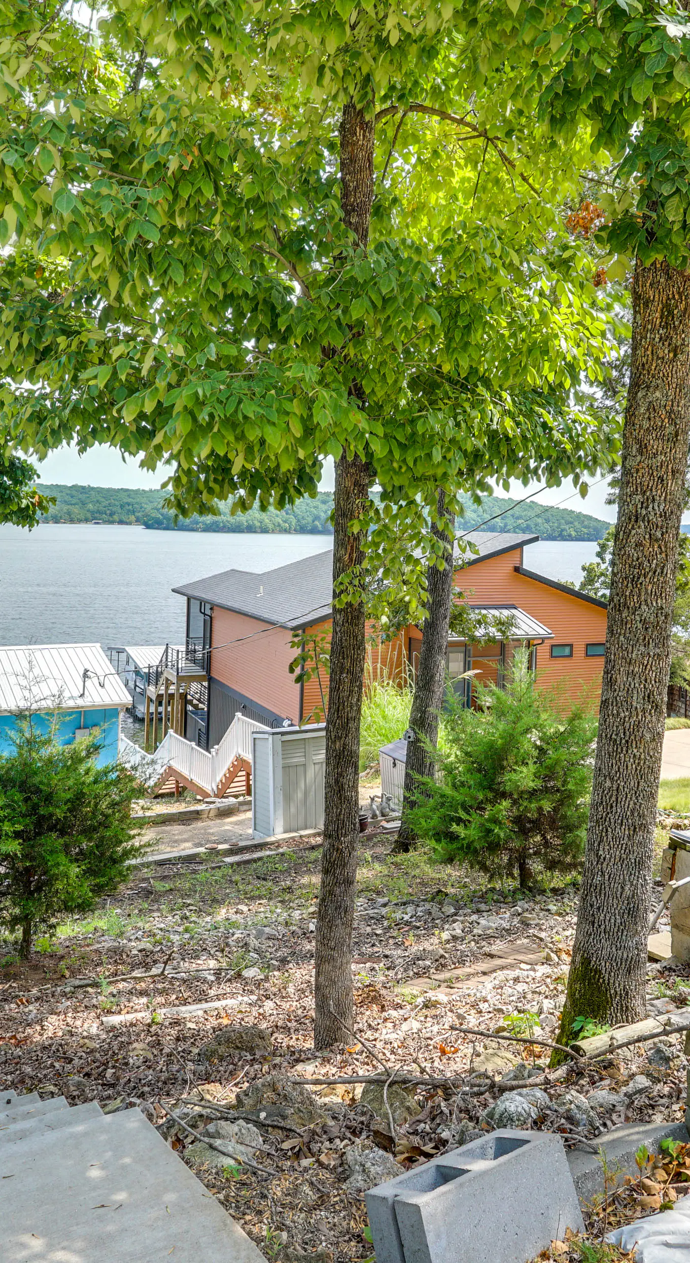 Pet-Friendly Lake of the Ozarks Gem!