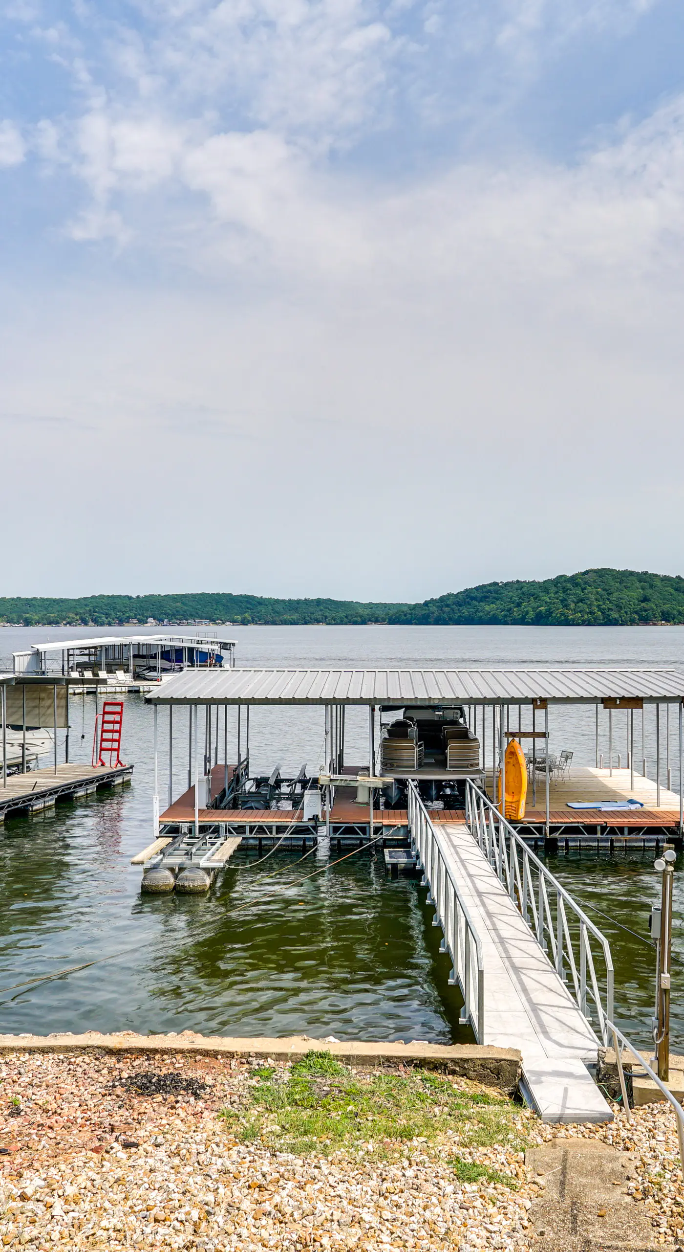 Pet-Friendly Lake of the Ozarks Gem!